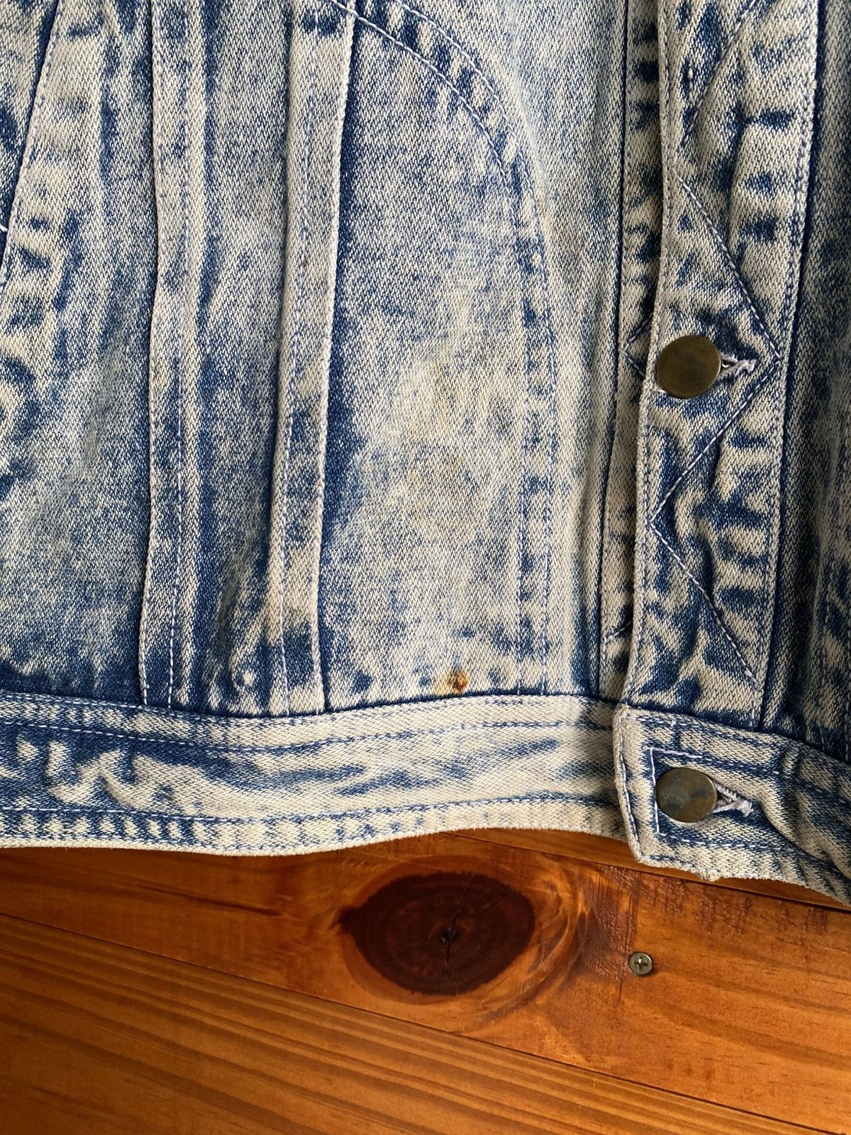 Vintage Vintage 1980s Acid-Wash Denim Jacket Unisex Retro Blue Jean Size US L / EU 52-54 / 3 - 9 Thumbnail
