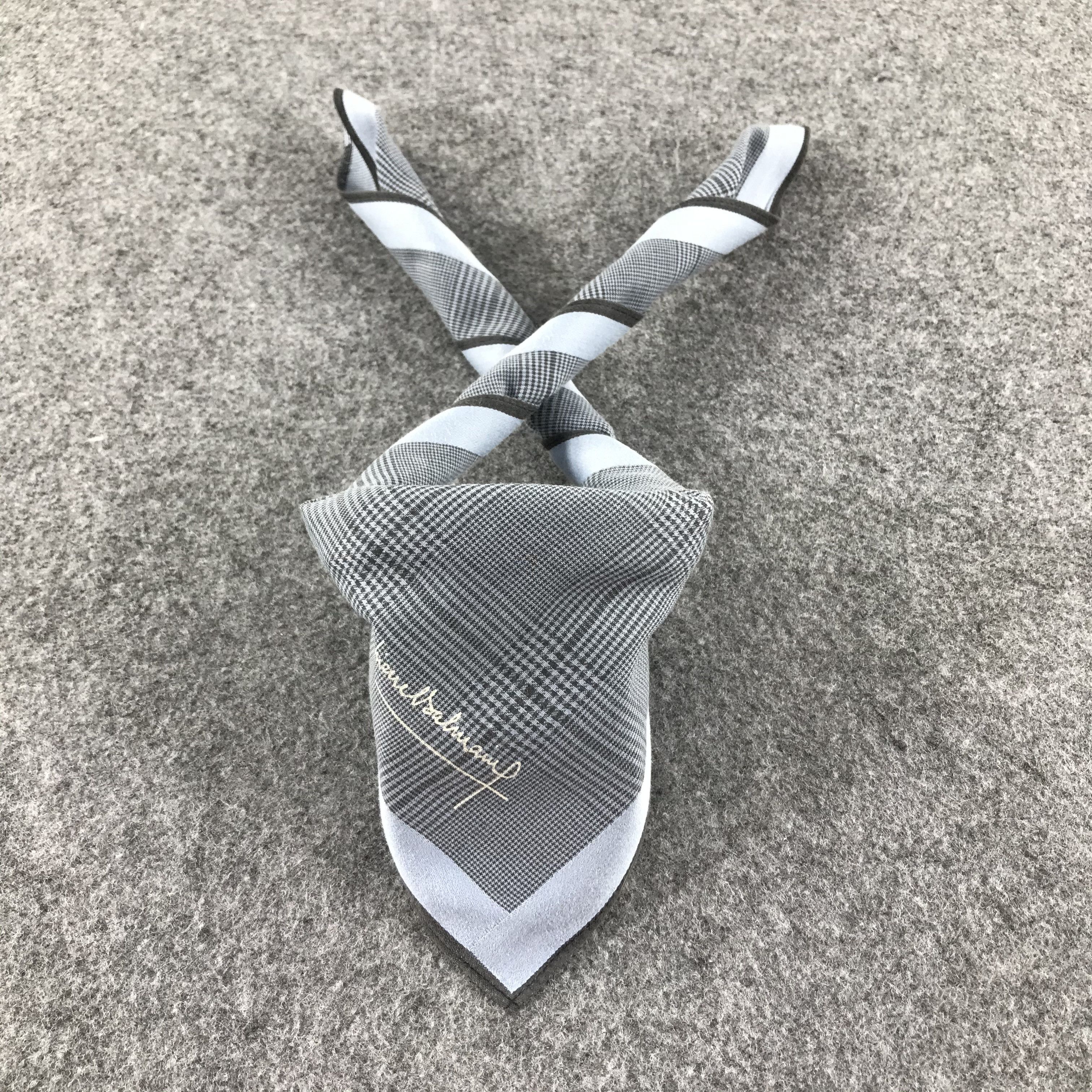 Pierre Balmain Pierre Balmain Handkerchief Neckerchief Bandana H155 Size ONE SIZE - 1 Thumbnail