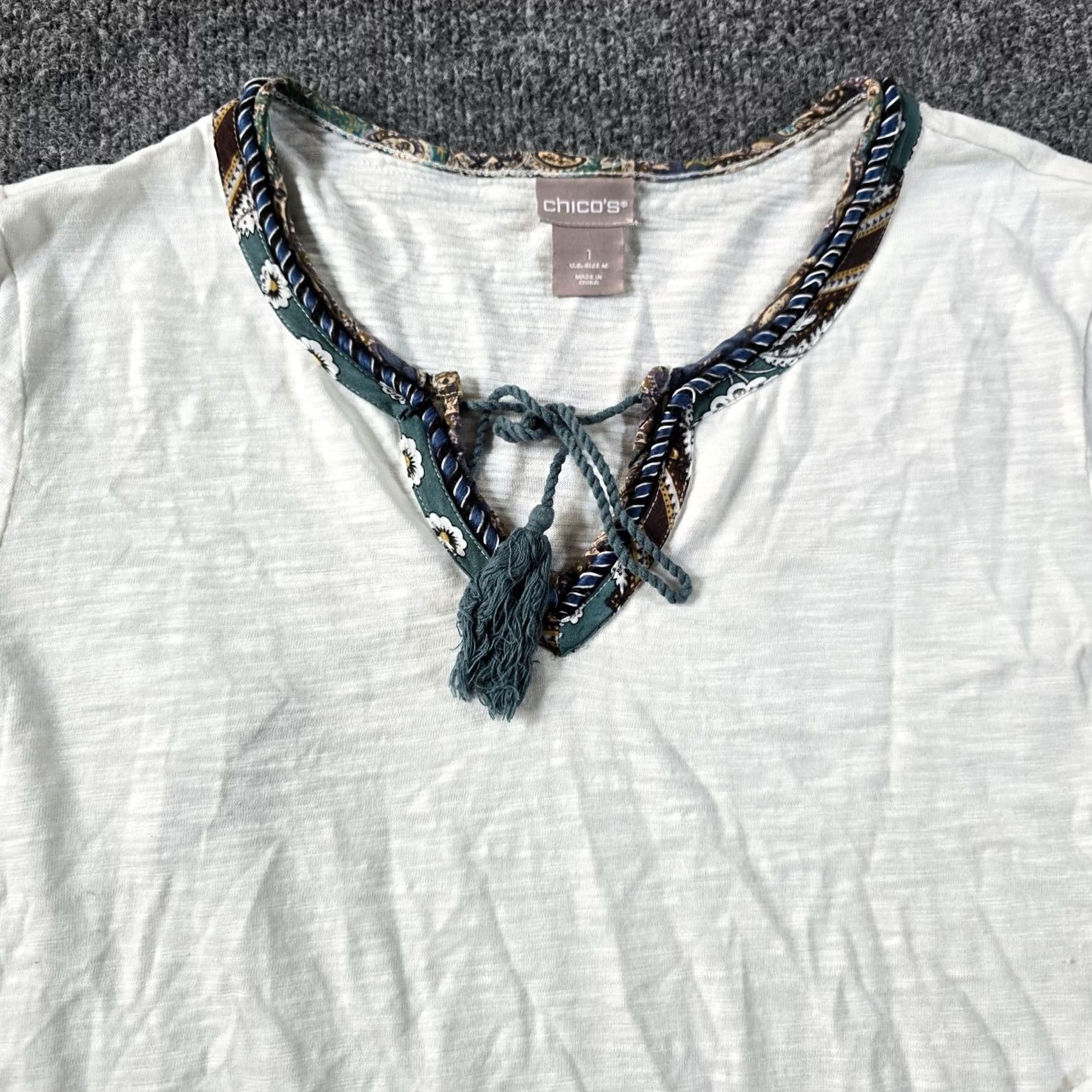 Vintage Chicos Top Womens Medium White Paisley Trim Slub Knit 3/4 Sleeve Boho Casual Shirts Mens Girls Womens Size M / US 6-8 / IT 42-44 - 2 Thumbnail