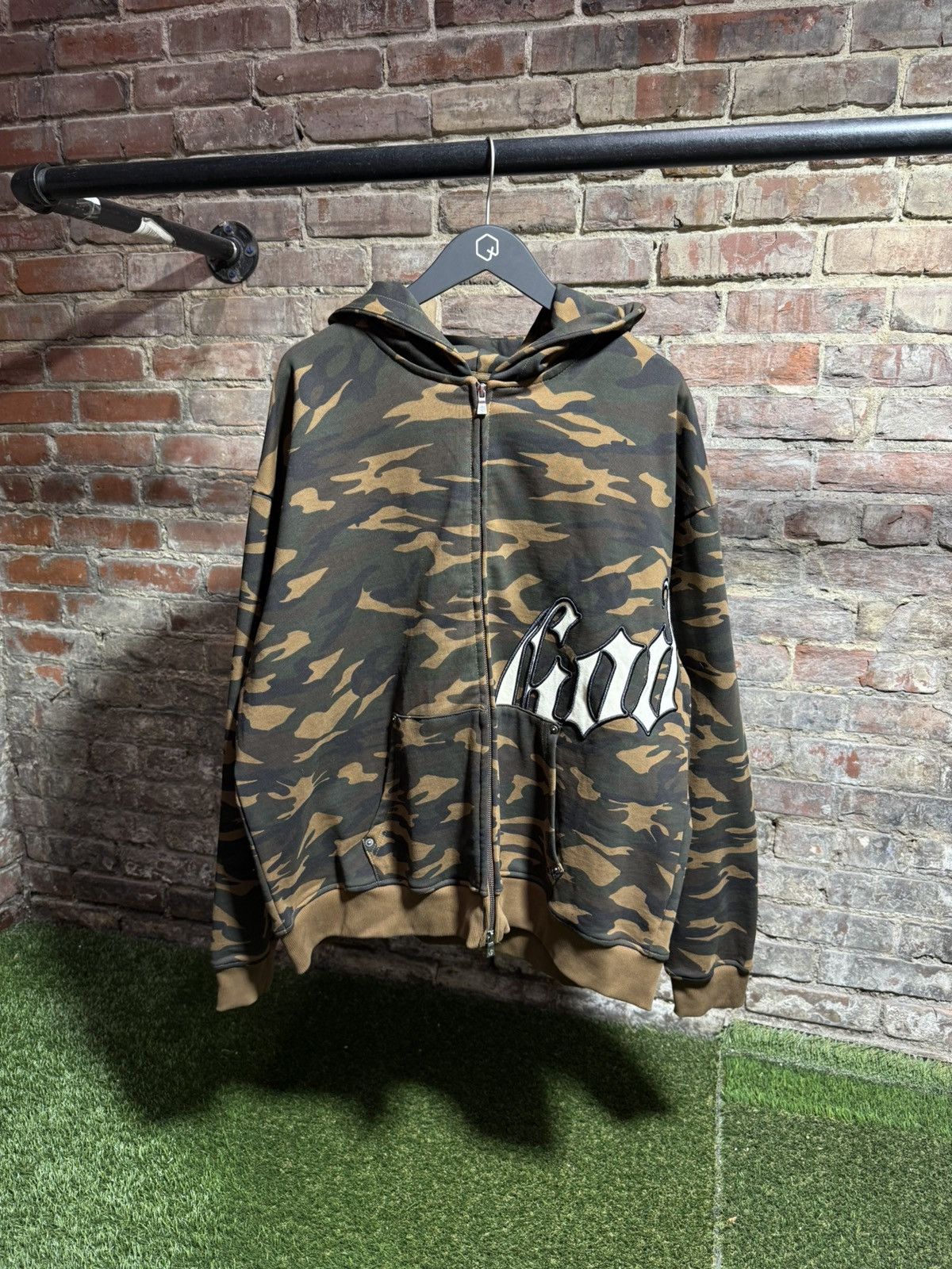 Godspeed Godspeed Side Logo Camo Zip Up Sz. XL Size US XL / EU 56 / 4 - 1 Thumbnail