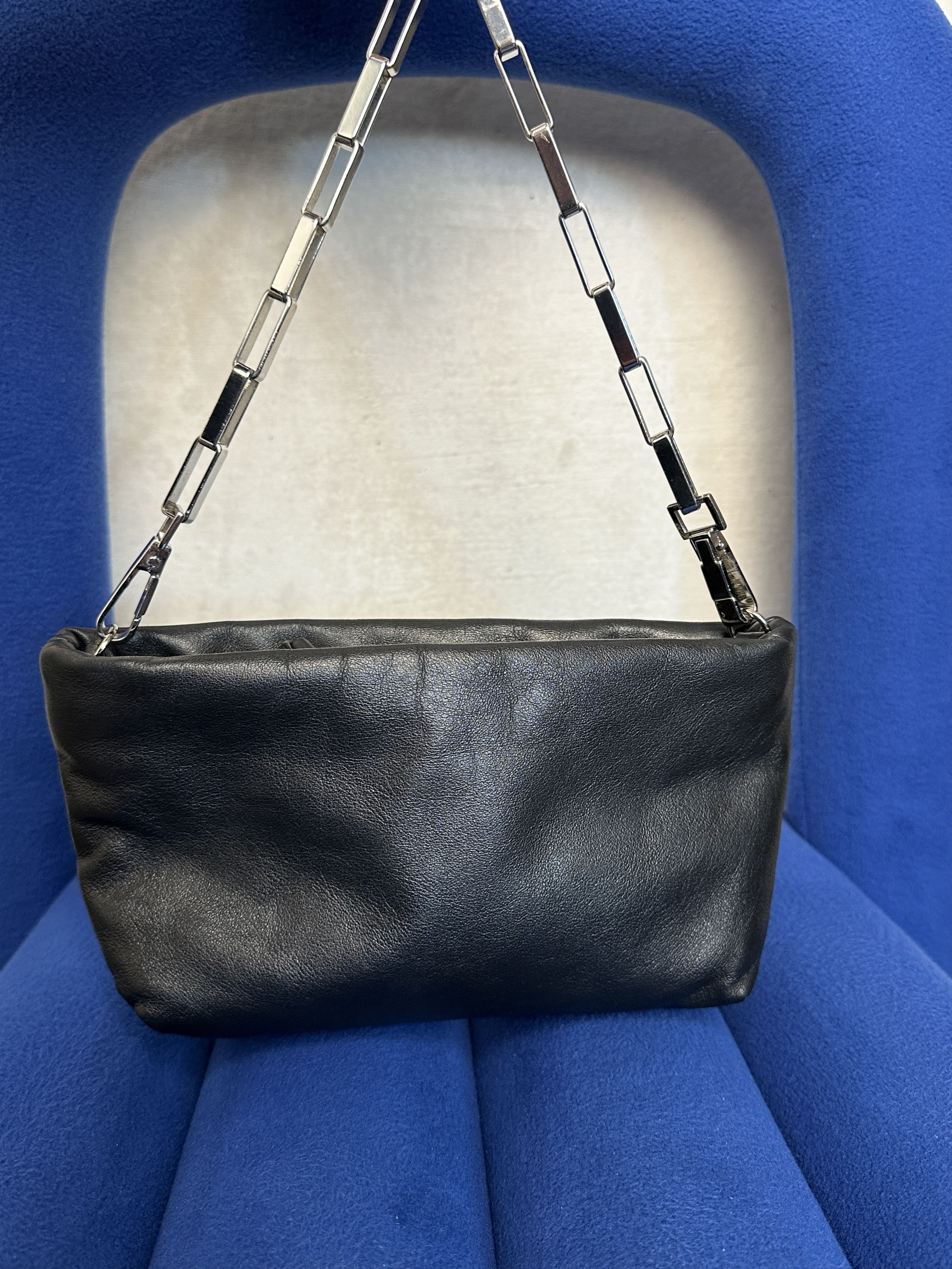 The Attico The Attico Black Mini Wynona Nappa Leather Pouch Bag Size ONE SIZE - 2 Thumbnail
