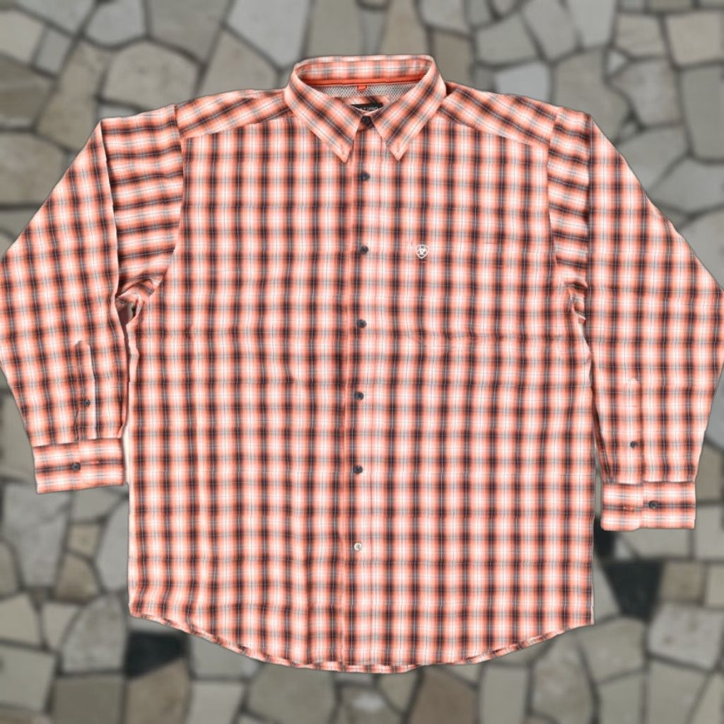 Ariat Ariat Pro Series Plaid Button Down Shirt Blaze Orange Men's XL Shirt Mens XL Blaze Orange Plaid Pro Series Cotton Blend Long Sleeve Button Down Shirt Size US XL / EU 56 / 4 - 1 Thumbnail