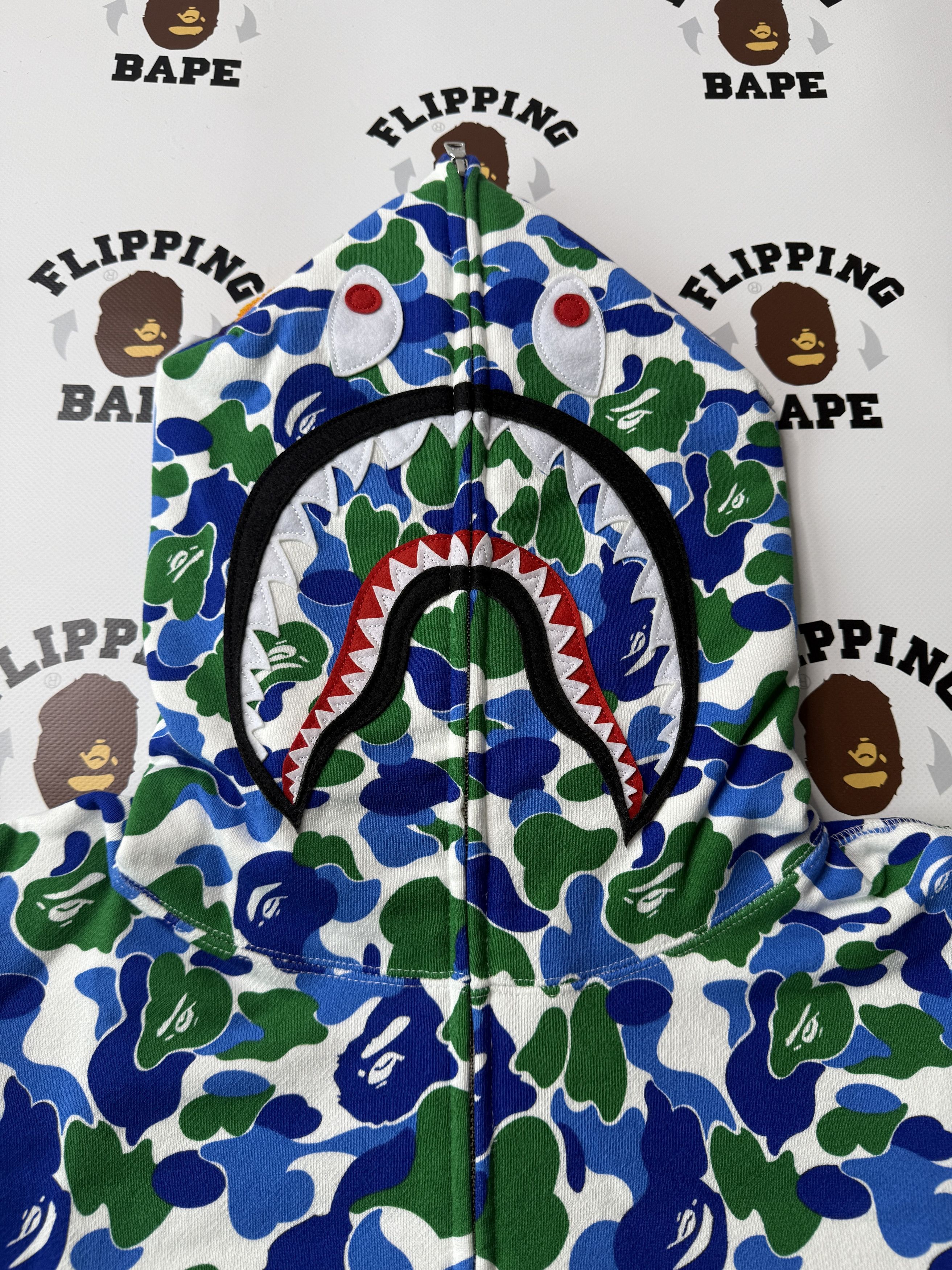 Bape BAPE STORE IKEBUKURO OPENING SHARK FULL ZIP HOODIE (2025) Size US M / EU 48-50 / 2 - 3 Thumbnail