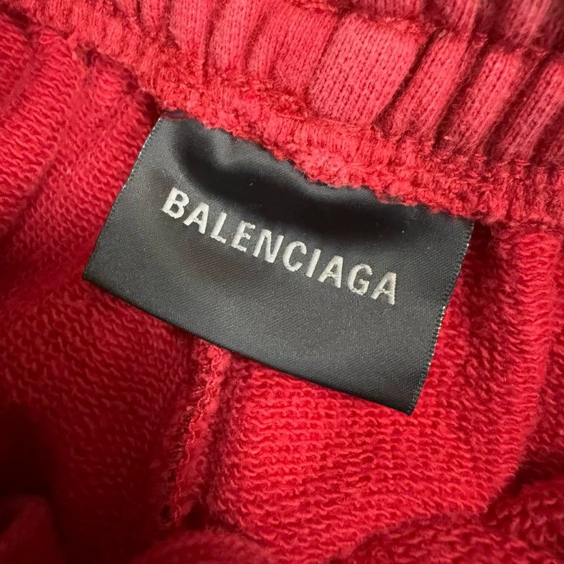 Balenciaga Balenciaga size M Red Manchester United graffiti mud dyed Size US 26 / EU 42 - 3 Thumbnail