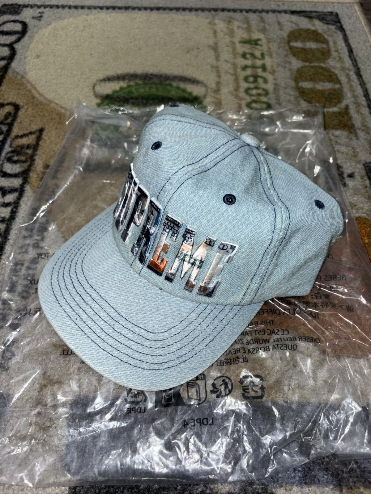 Supreme Supreme Embroidered Money Logo 6-Panel Hat Light Blue Size ONE SIZE - 1 Thumbnail