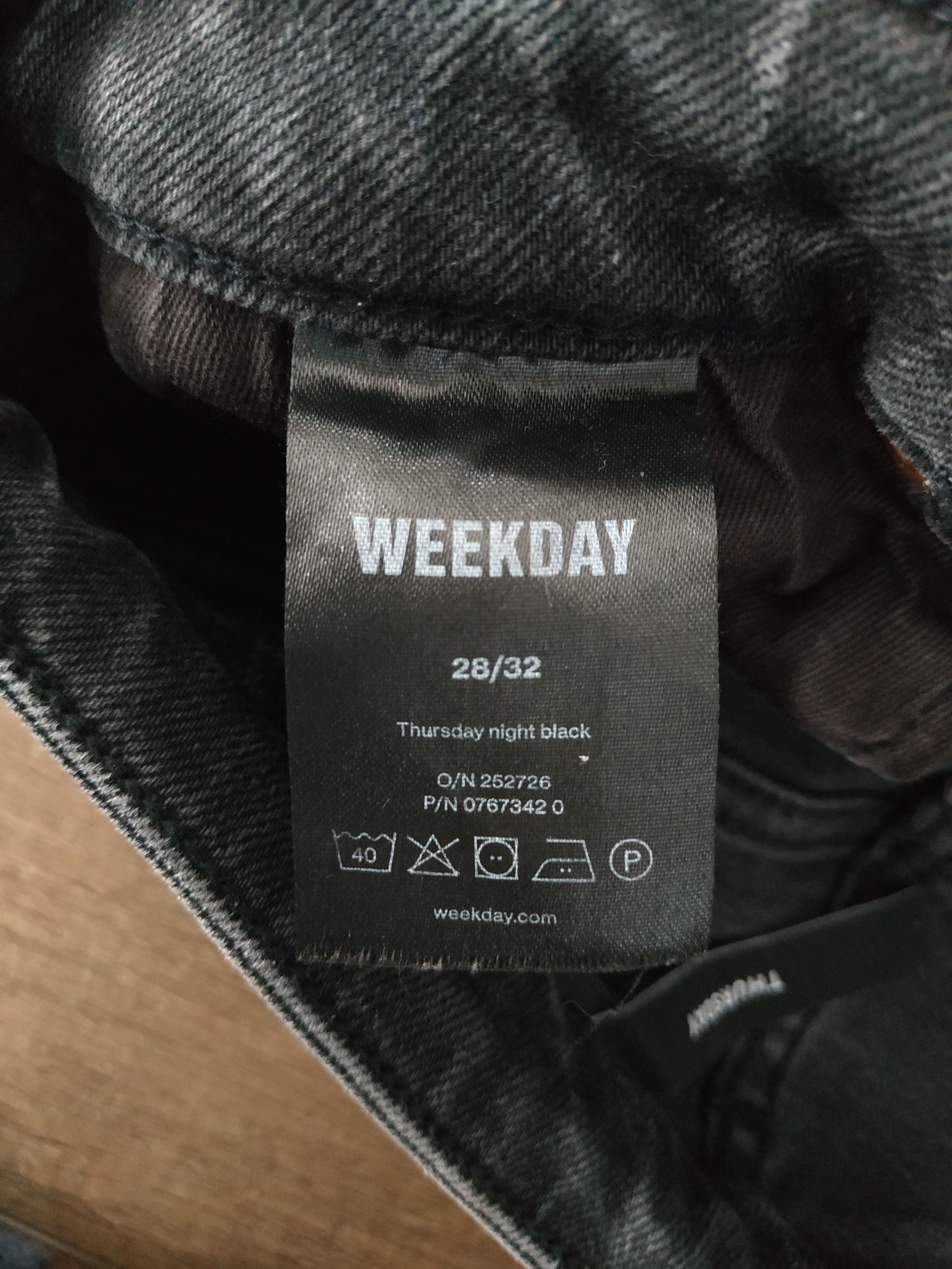 Weekday Weekday Women's Tapered Slim Fit Jeans, W28 L32 Size 28" / US 6 / IT 42 - 8 Thumbnail