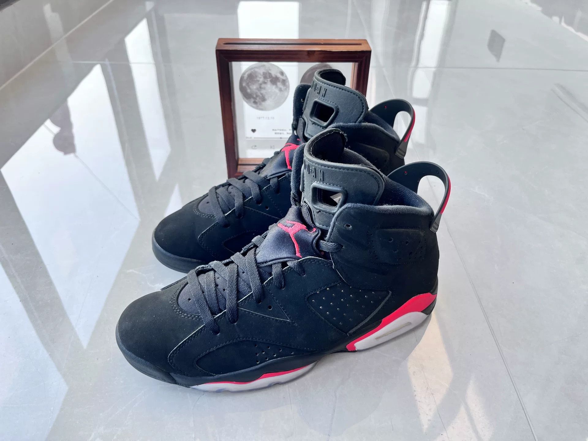 Nike Nike AJ6 Black Lowtop Sneakers 10 Men Size US 10 / EU 43 - 1 Thumbnail