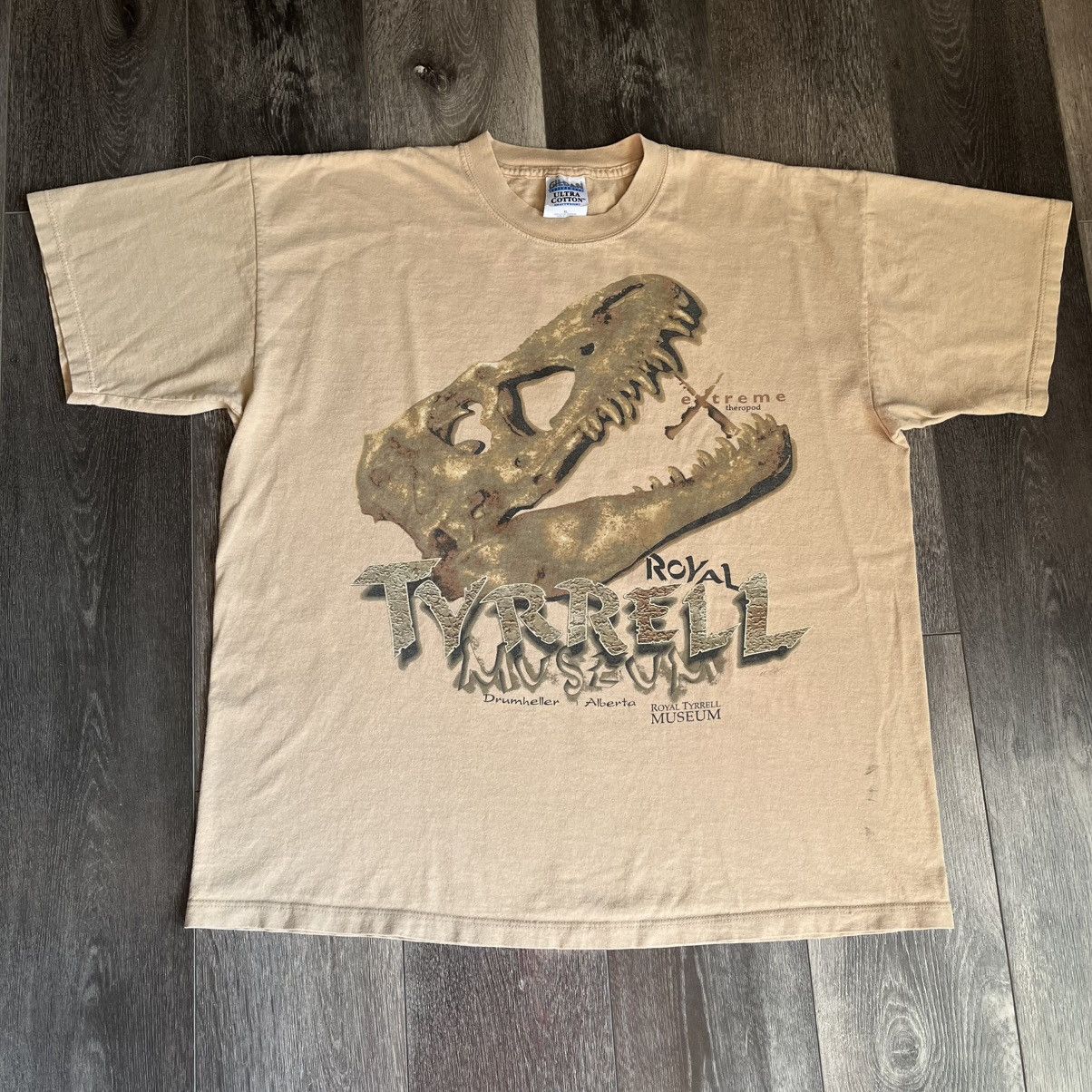 Vintage Vintage 2000s Royal Tyrrell Museum Dinosaur Graphic T Shirt Size US XL / EU 56 / 4 - 1 Thumbnail