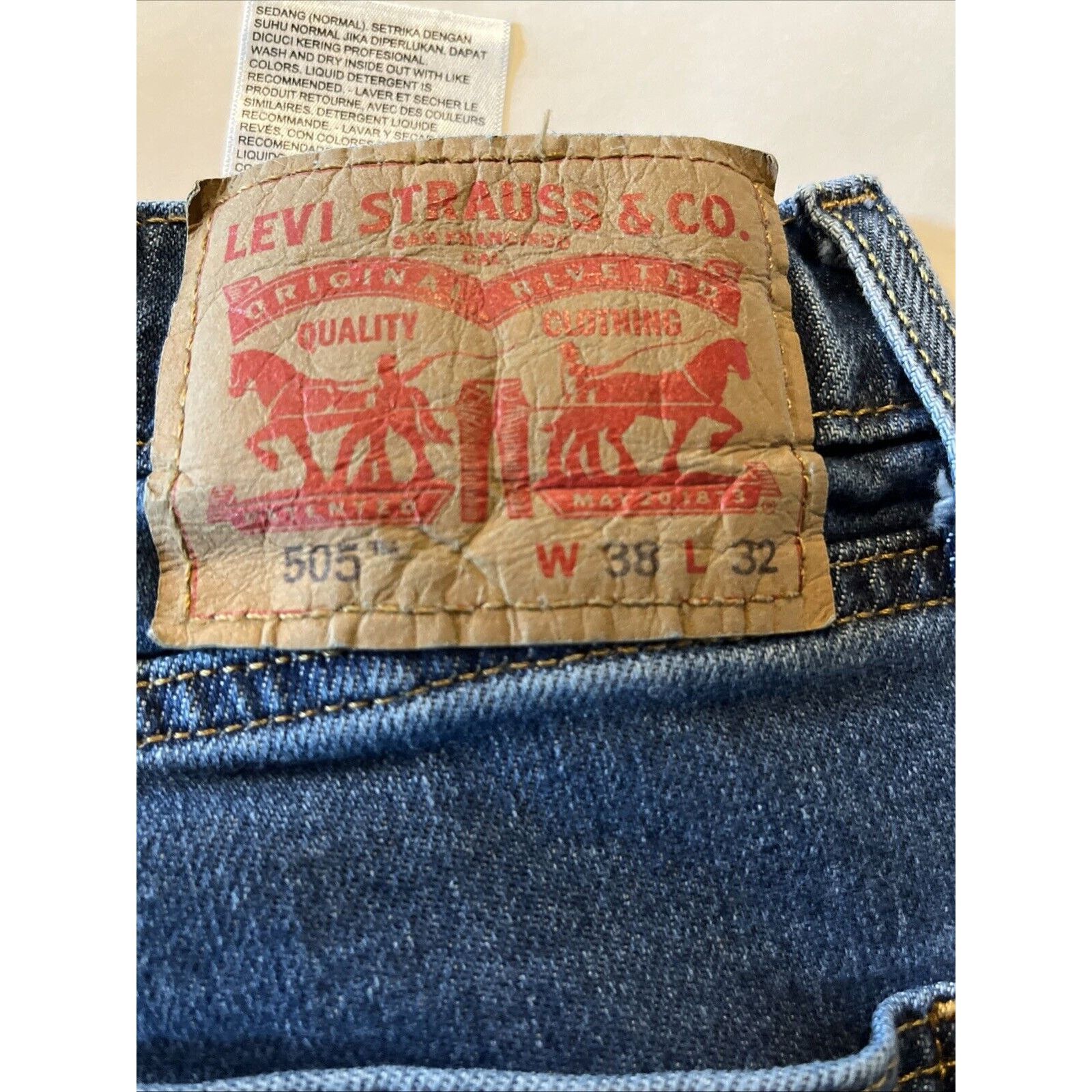 Levi's Levi’s 505 Jeans Men’s 38x31 Straight Leg Denim Cotton Blue Size US 38 / EU 54 - 3 Thumbnail