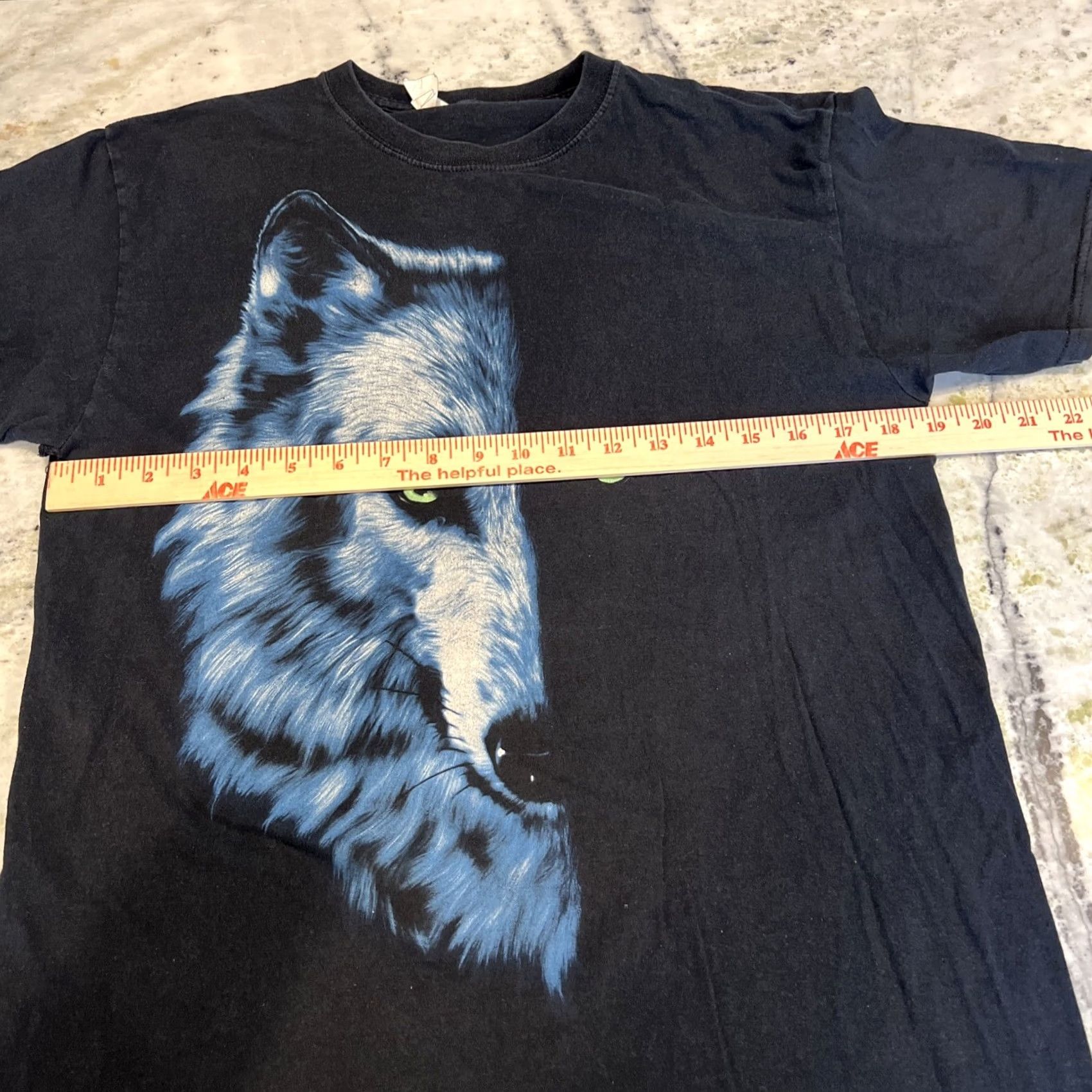 Fruit Of The Loom VINTAGE Wolf T-Shirt Men Medium Half Face Green Eyes Fruit of the Loom Heavy Shirt Mens Black 100% Cotton Graphic Print Animals Crew Neck Short Sleeve Size US M / EU 48-50 / 2 - 4 Thumbnail