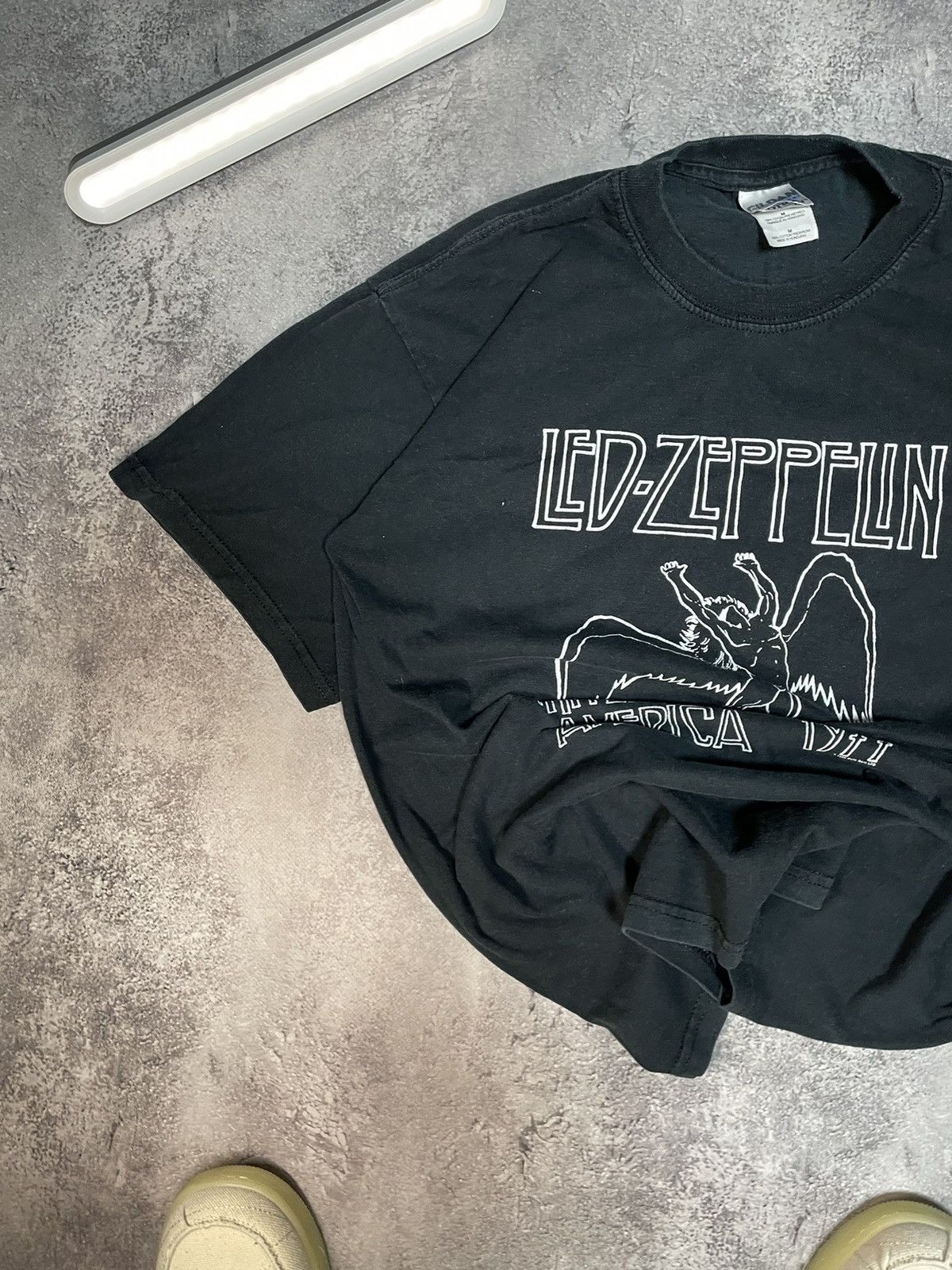 Band Tees Vintage Led- Zeppelin T-shirts Big Logo Rock Band Y2K 00s Size US M / EU 48-50 / 2 - 3 Thumbnail
