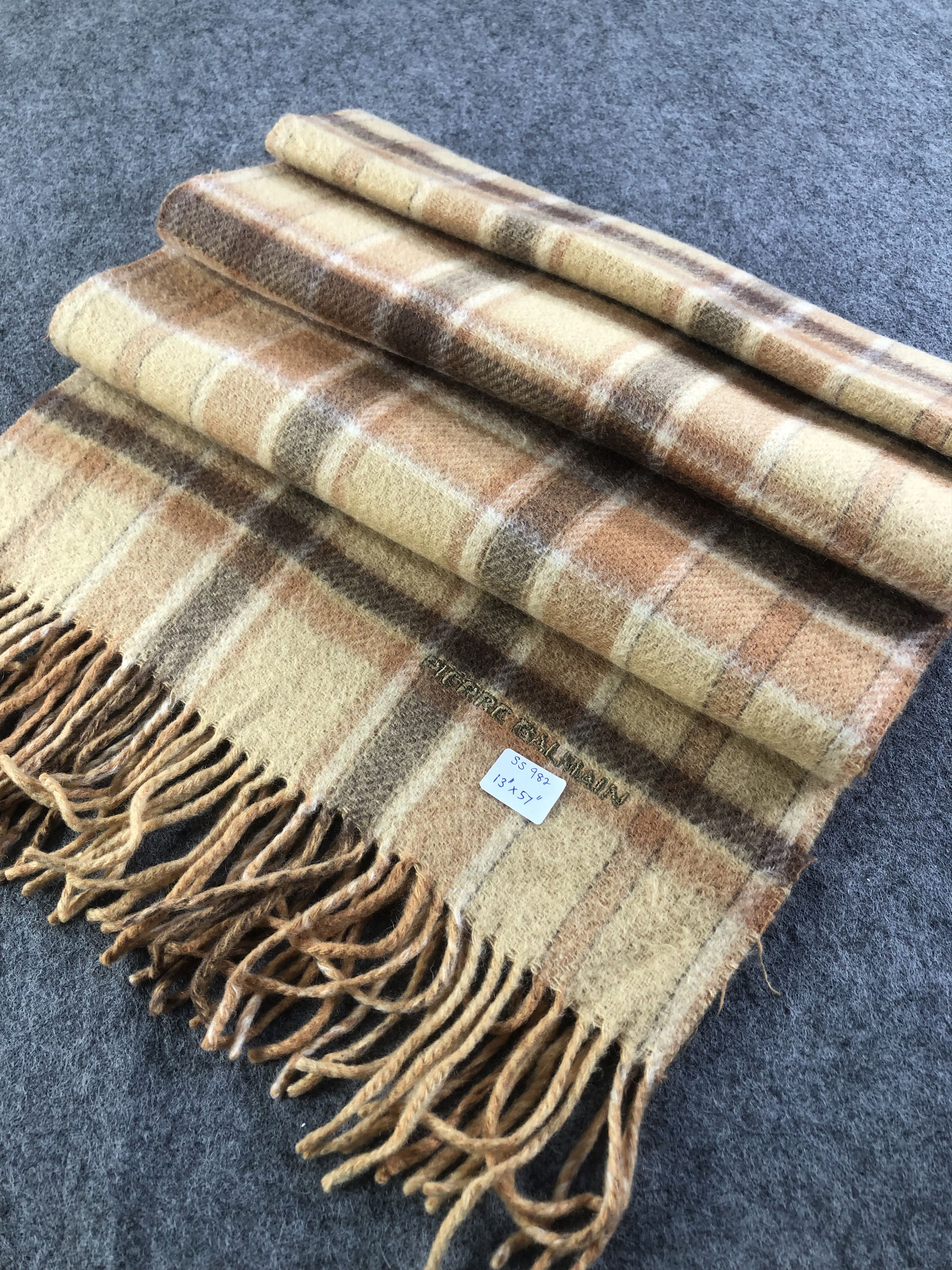 Pierre Balmain Pierre Balmain Scarf / Muffler / Neckwear Size ONE SIZE - 3 Thumbnail