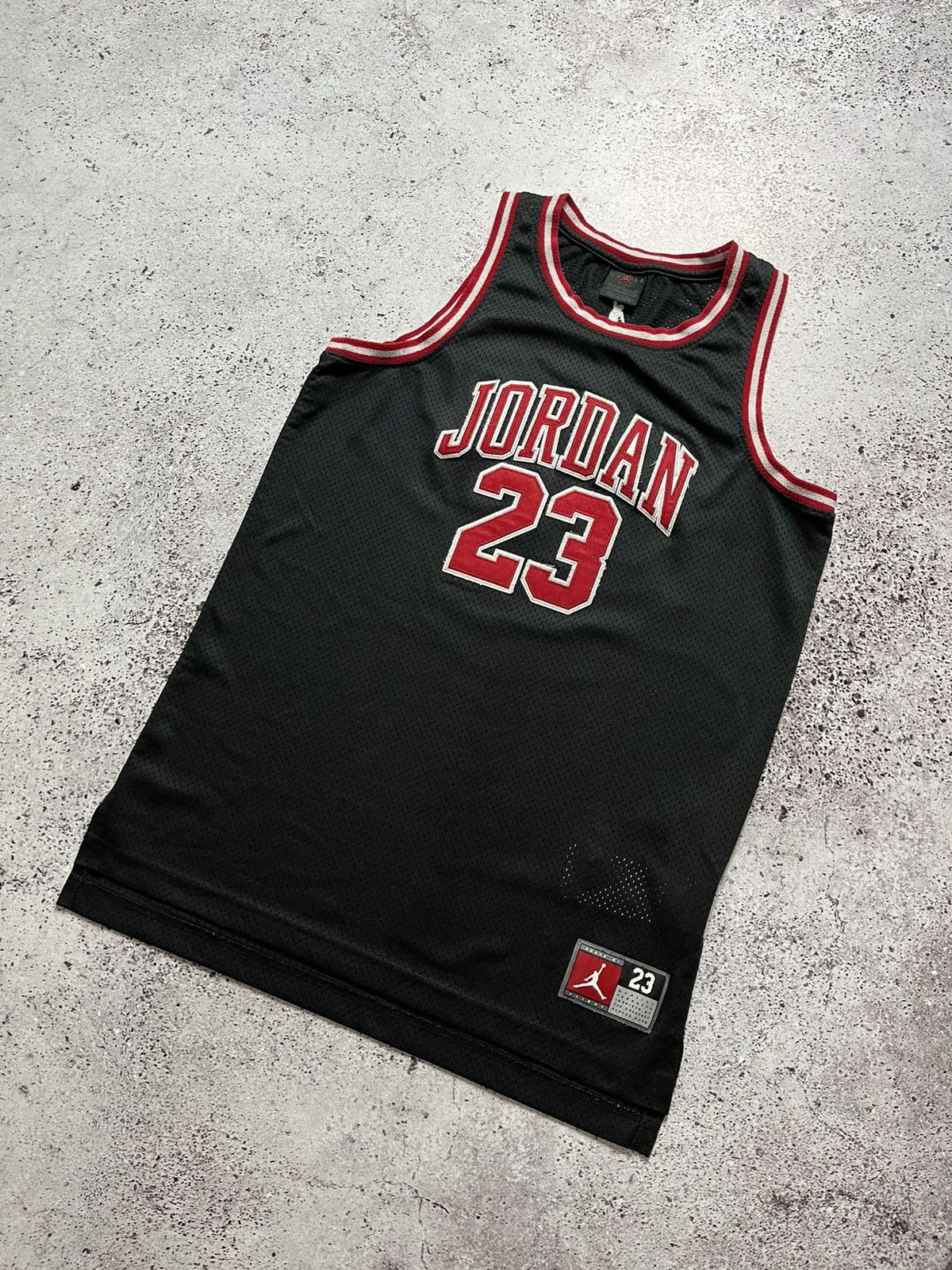 Jordan Brand × Vintage 🏀Vintage Sleeveless Shirt Jordan 23 Size US M / EU 48-50 / 2 - 1 Thumbnail