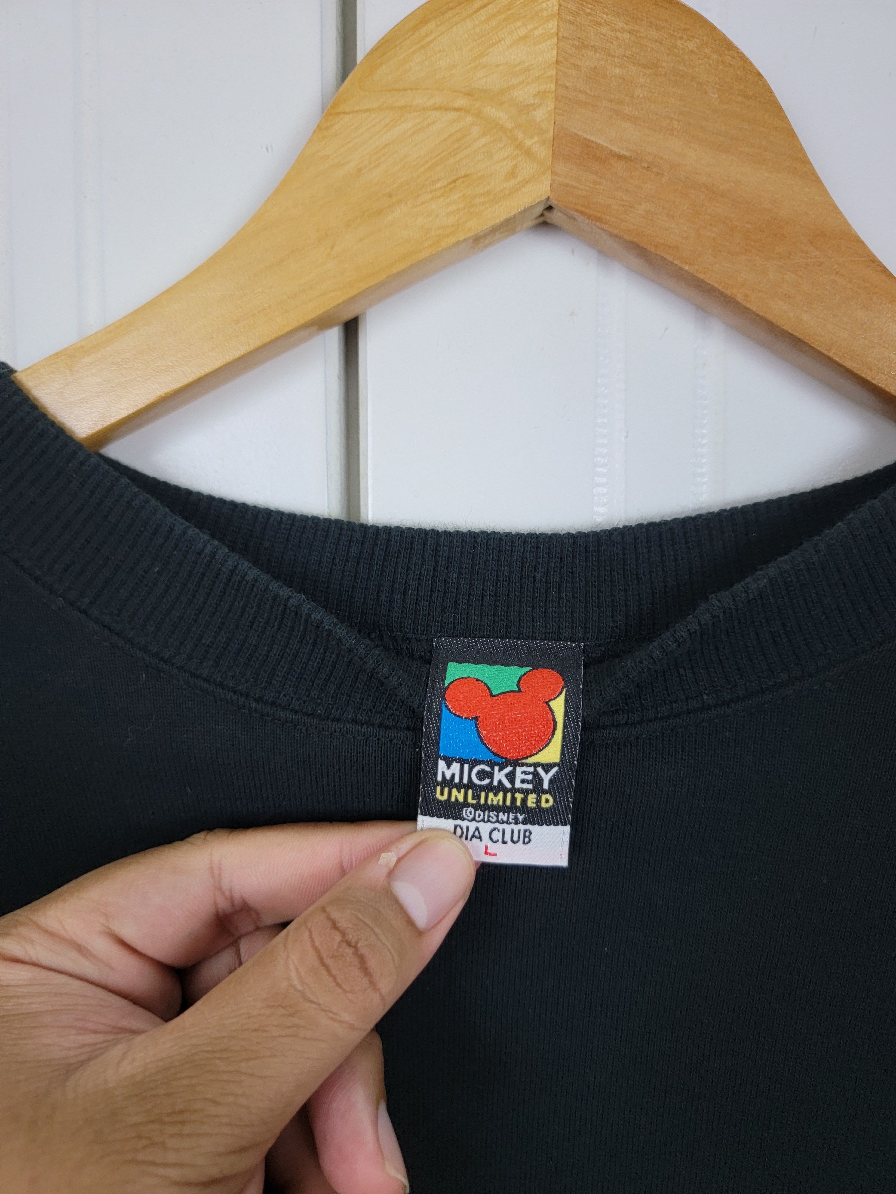 Disney × Japanese Brand × Vintage Vintage Disney Donald Duck Carpet Logo Size US L / EU 52-54 / 3 - 5 Thumbnail