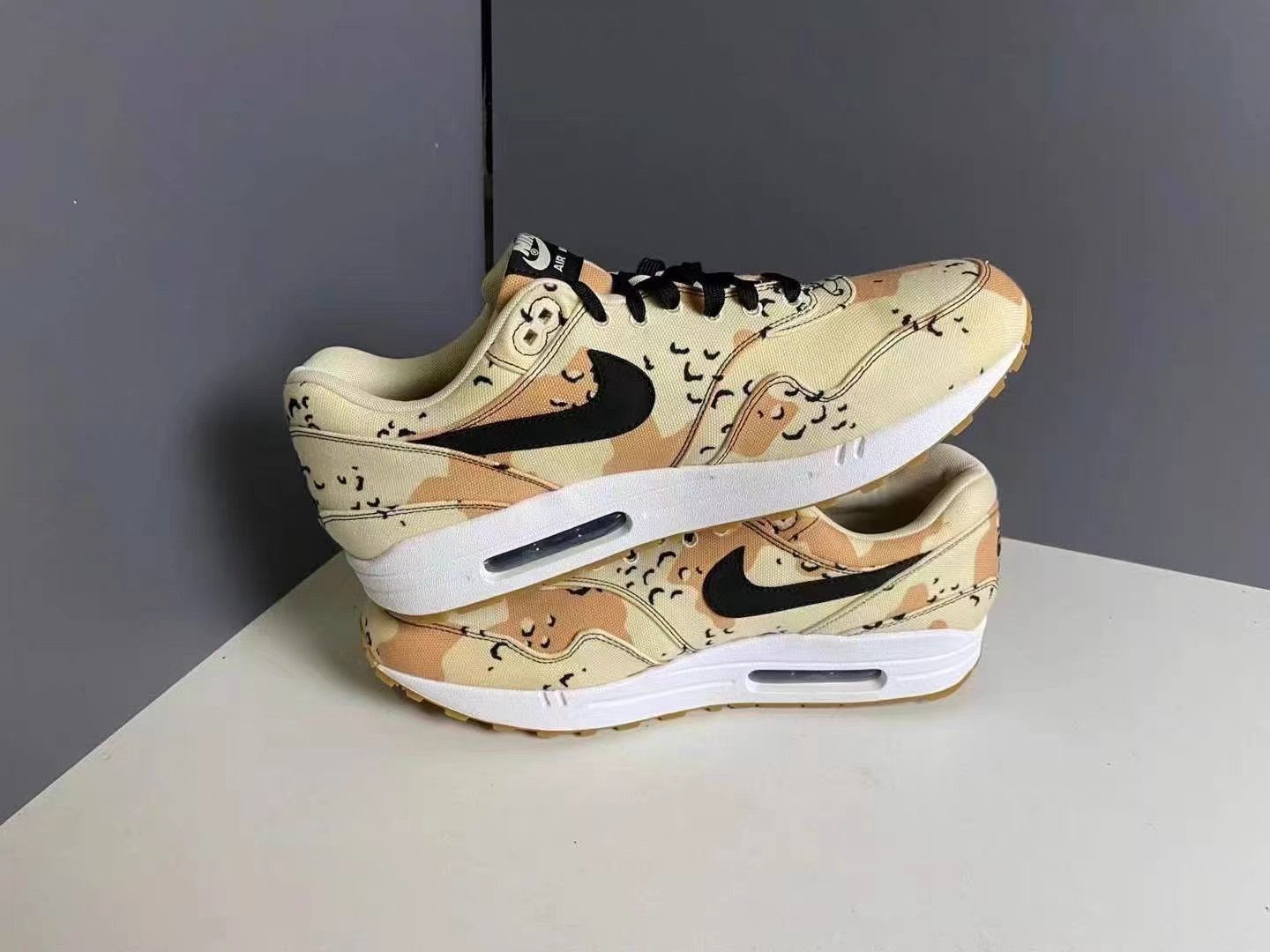 Nike Nike Air Max 1 Desert Camo K15 Size US 13 / EU 46 - 4 Thumbnail