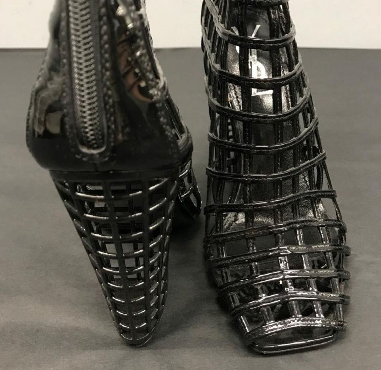 Yves Saint Laurent YSL booties Size US 8 / IT 38 - 8 Thumbnail