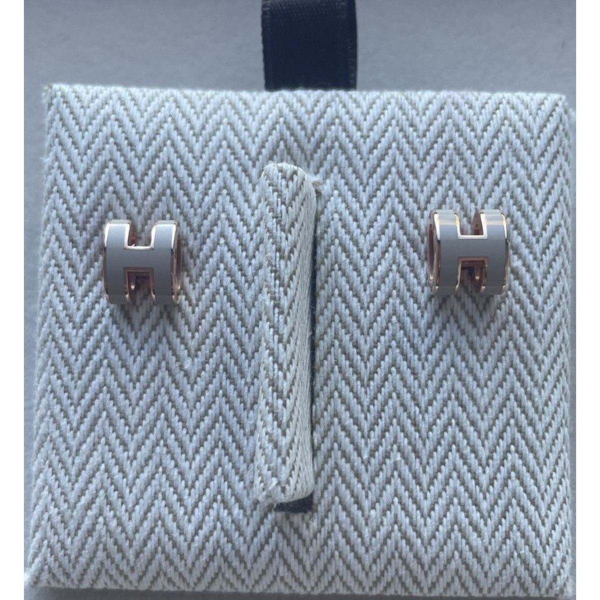 Hermes Hermès "H" Rose Gold & White Enamel Stud Earrings In Box Size ONE SIZE - 1 Thumbnail