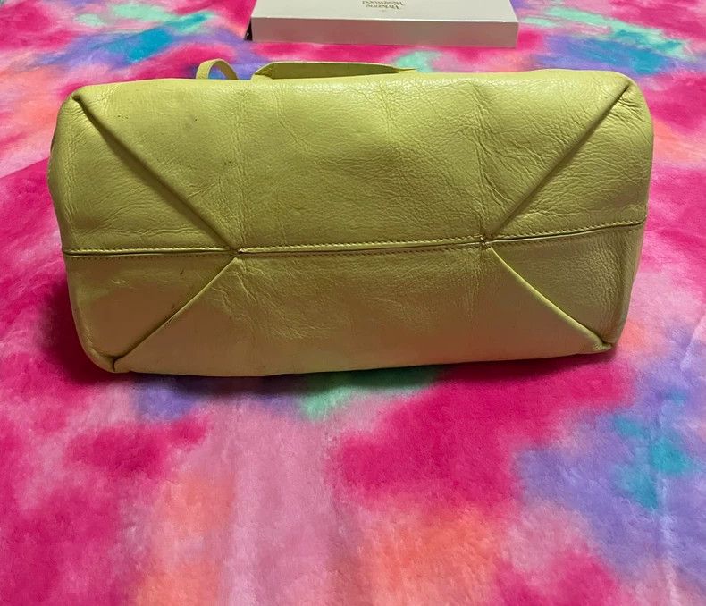 Vivienne Westwood Vivienne Westwood size os Lemon yellow handbag Size ONE SIZE - 4 Thumbnail