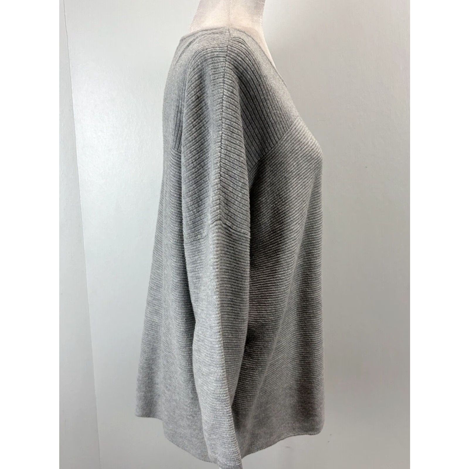 Vintage CHICOS Sweater Women's Large Grey Pullover Dolman Sleeve Casual Size L / US 10 / IT 46 - 4 Thumbnail