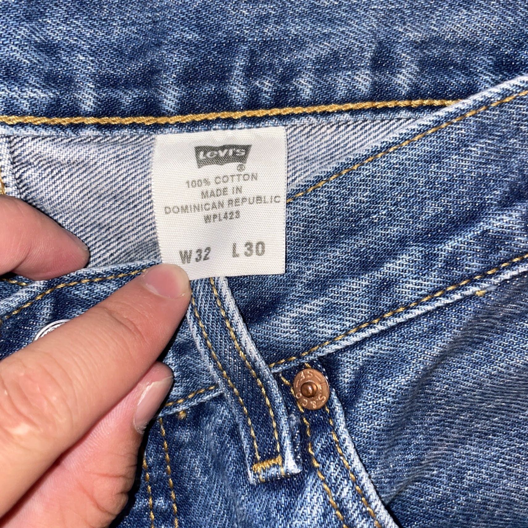 Levi's VINTAGE Levi’s 501 Jeans Blue Button Fly Straight Regular 30 Men 25in Inseam Men’s Jeans Blue 501 Size US 30 / EU 46 - 4 Thumbnail