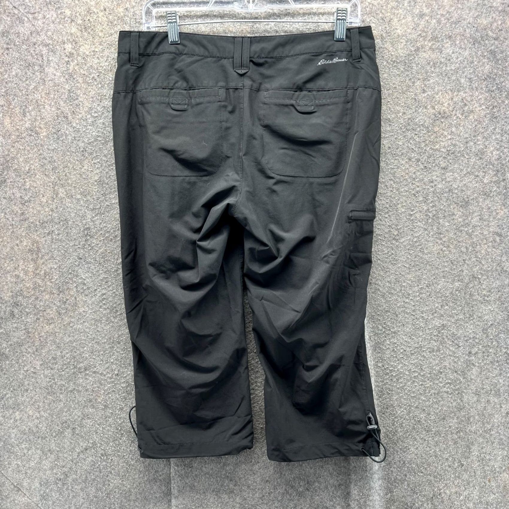 Eddie Bauer Eddie Bauer Pants Womens 6 Black Capri Lightweight Stretch Outdoor Hiking Ascent Size 28" / US 6 / IT 42 - 2 Thumbnail