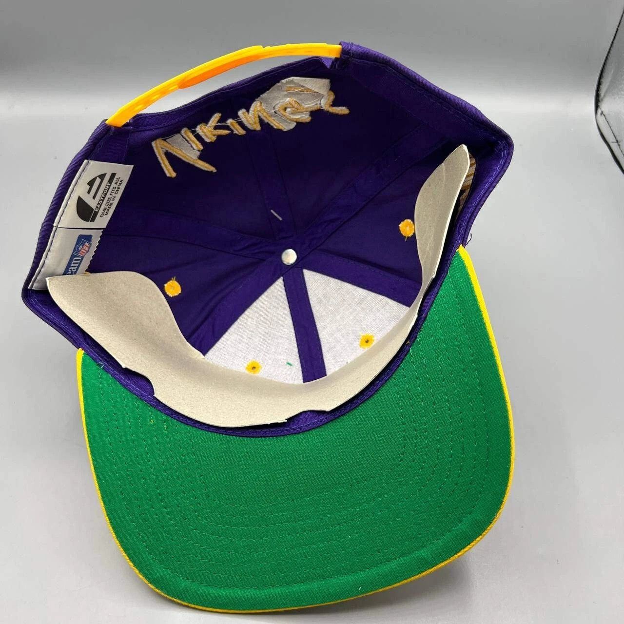 NFL × Vintage Minnesota Vikings Hat Men Purple Yellow Eastport Snap Back Size ONE SIZE - 2 Thumbnail