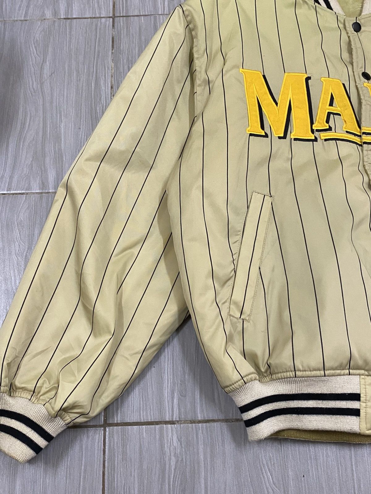 Vintage Vintage Malt's Beer Bomber Jacket - Revisible Size US L / EU 52-54 / 3 - 6 Thumbnail