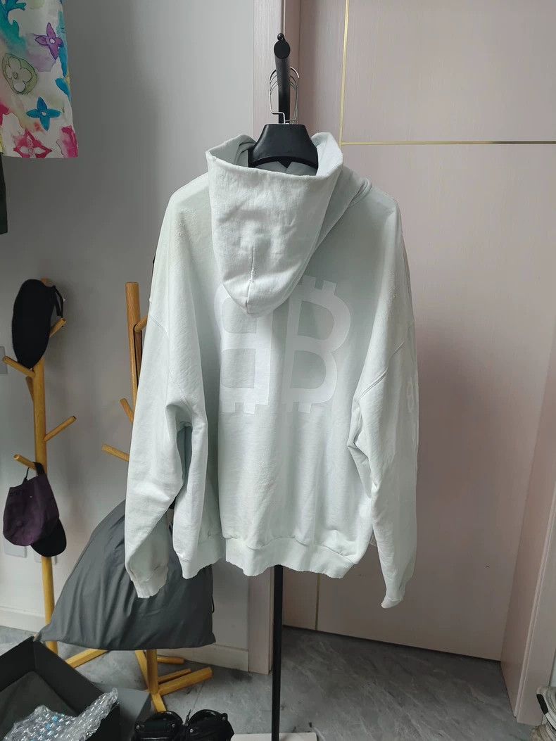 Balenciaga Balenciaga 23 FW Mud-Dyed Bitcoin-Made Old Wreck Hoodie 250 Size US L / EU 52-54 / 3 - 2 Thumbnail