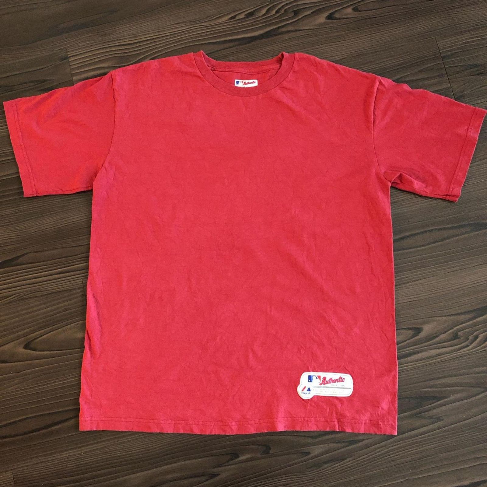 Other Men’s Red Majestic Athletic Solid Tee Size US L / EU 52-54 / 3 - 1 Thumbnail