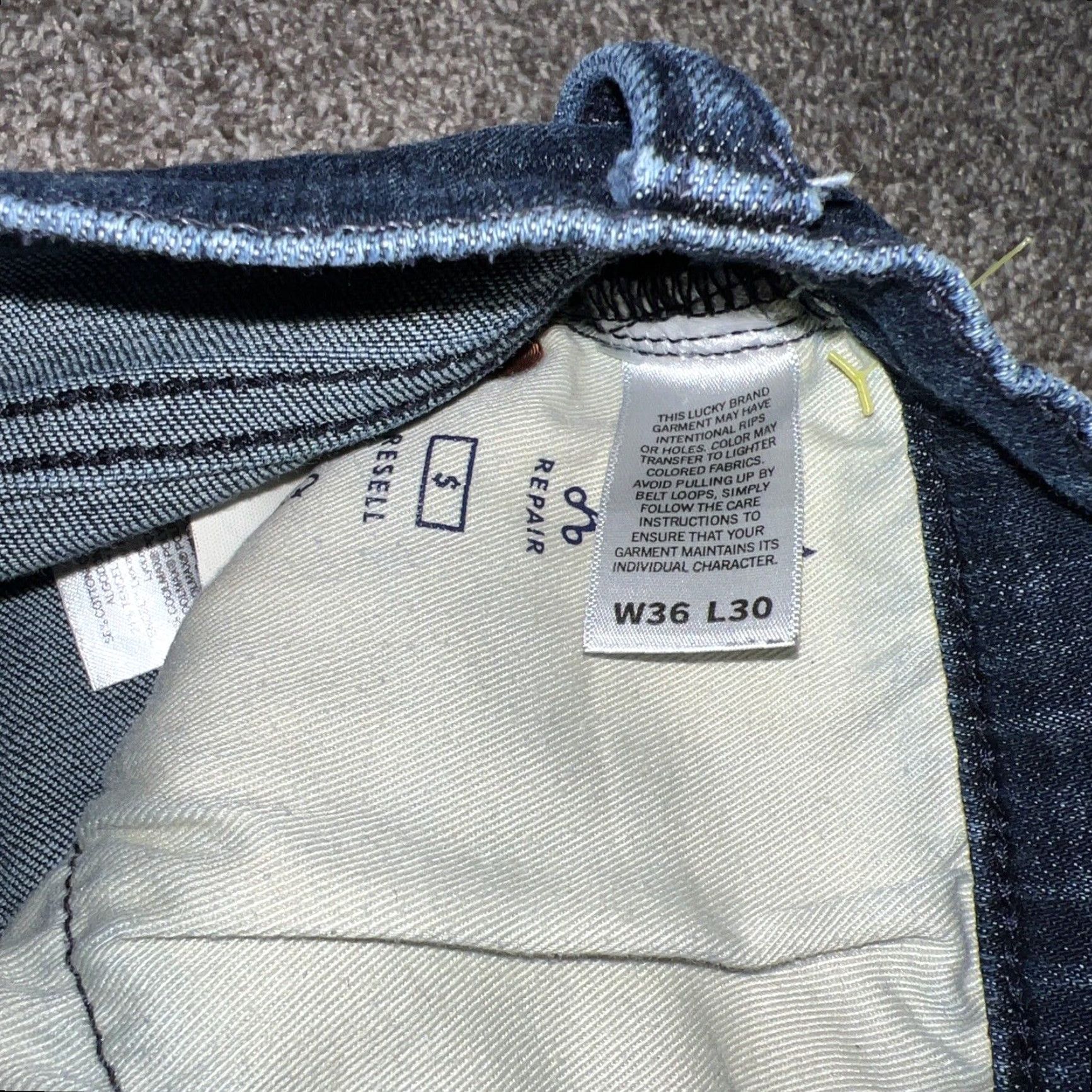 Lucky Brand Lucky Brand Jeans Men Dark Blue Straight 36x30 Inseam 30 Size 36 Regular Color Blue Size US 36 / EU 52 - 3 Thumbnail