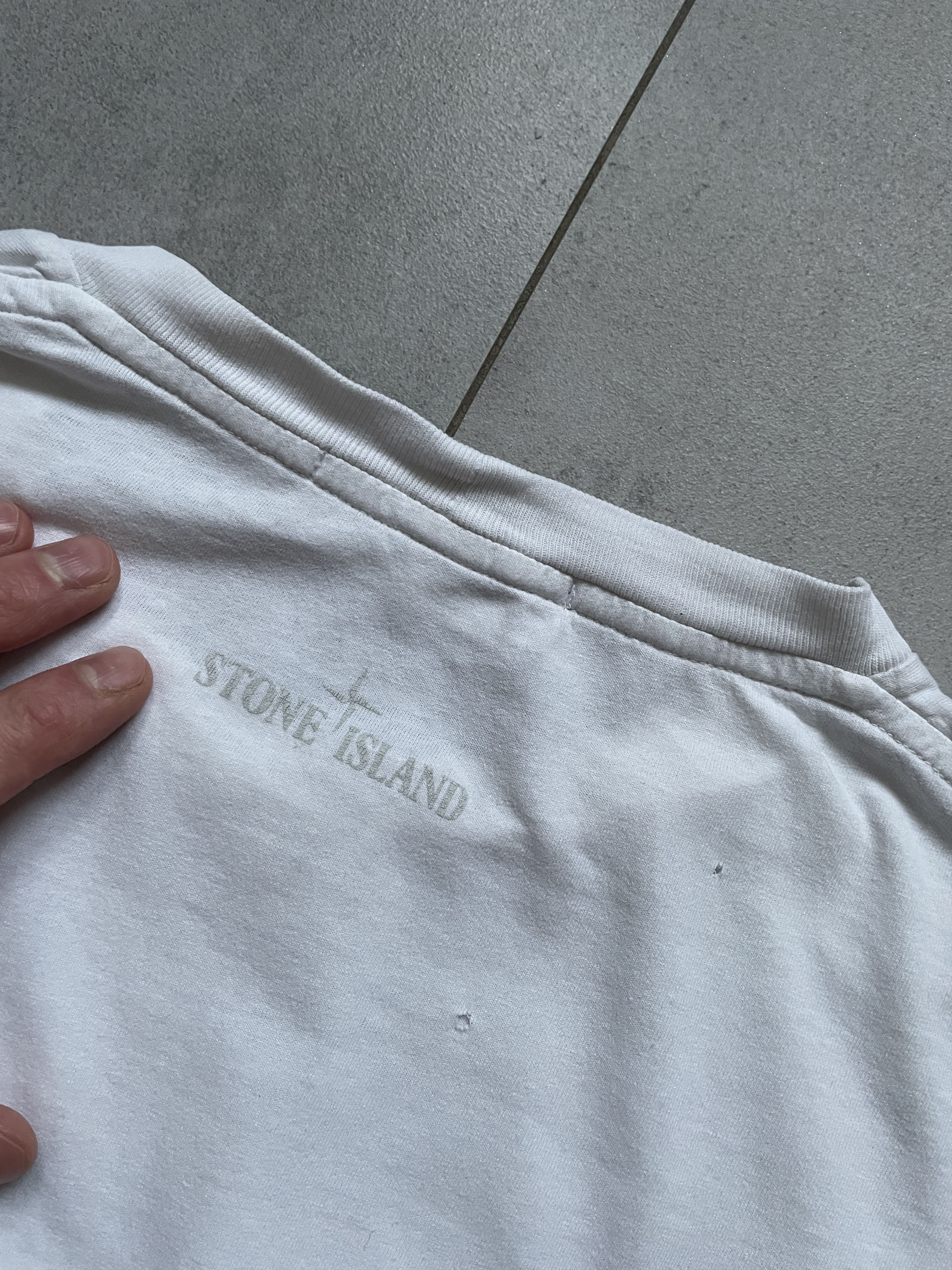 Stone Island STONE ISLAND POCKET TEE LOGO WHITE TEE Size US S / EU 44-46 / 1 - 6 Thumbnail