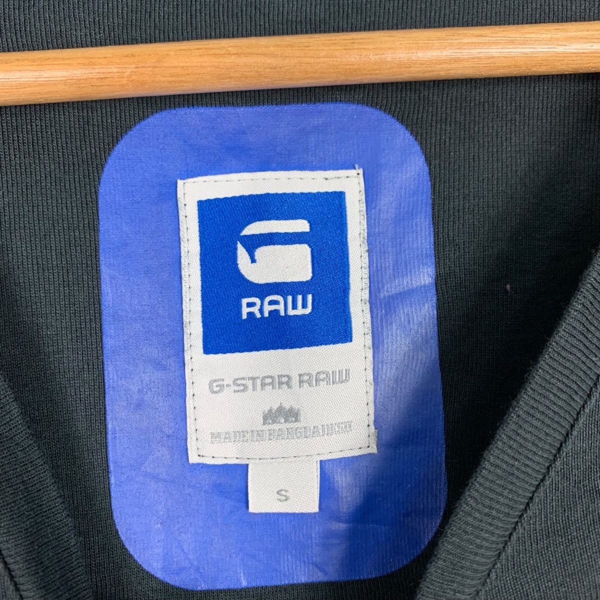 G-Star G-STAR RAW V NECK TEE #0275-C12 Size US S / EU 44-46 / 1 - 12 Thumbnail