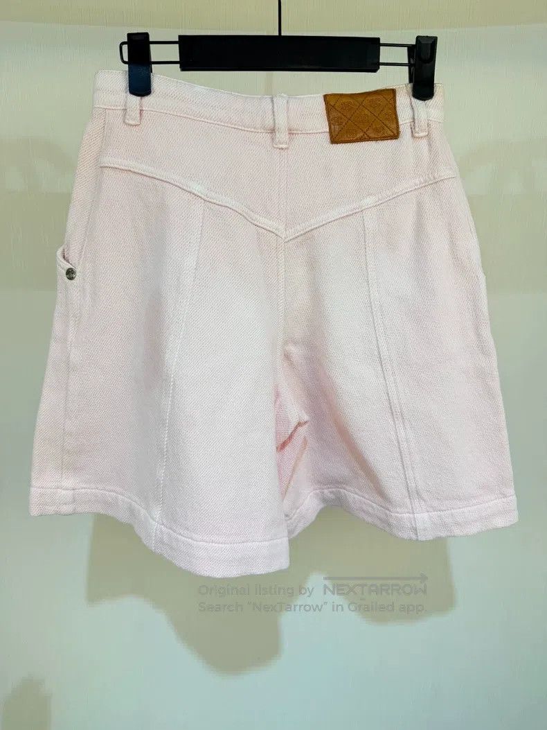 Chanel Chanel 19p cherry pink shorts Size 25" / US 0 / IT 36 - 3 Thumbnail