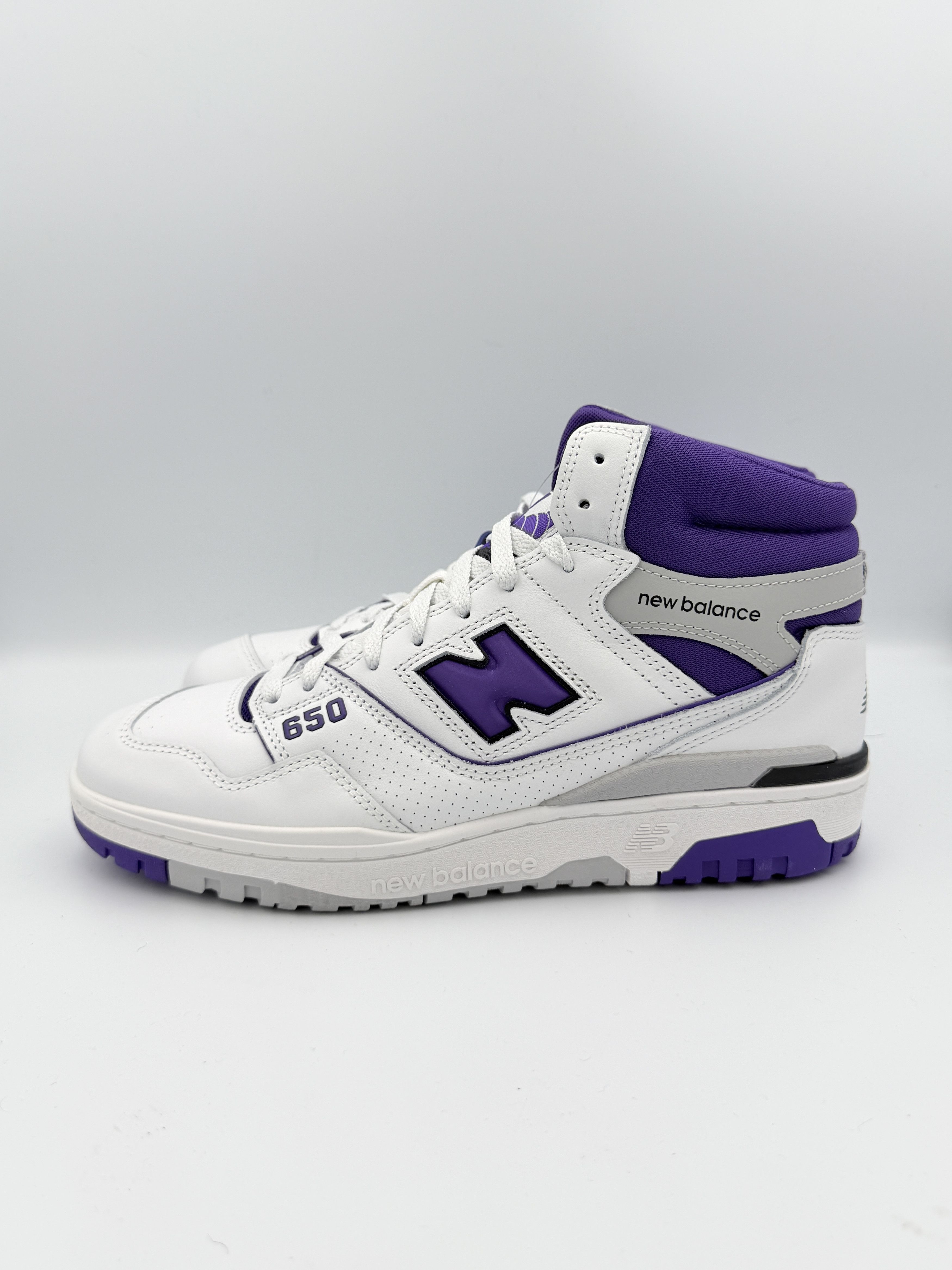 New Balance New Balance 650R Interstellar Purple White Size US 9.5 / EU 42-43 - 4 Thumbnail