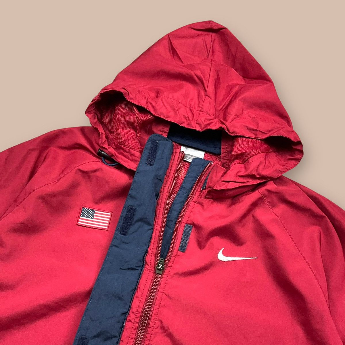 Nike Nike Windbreaker USA Track&Field Y2K Olympic Red Jacket Size US L / EU 52-54 / 3 - 10 Thumbnail