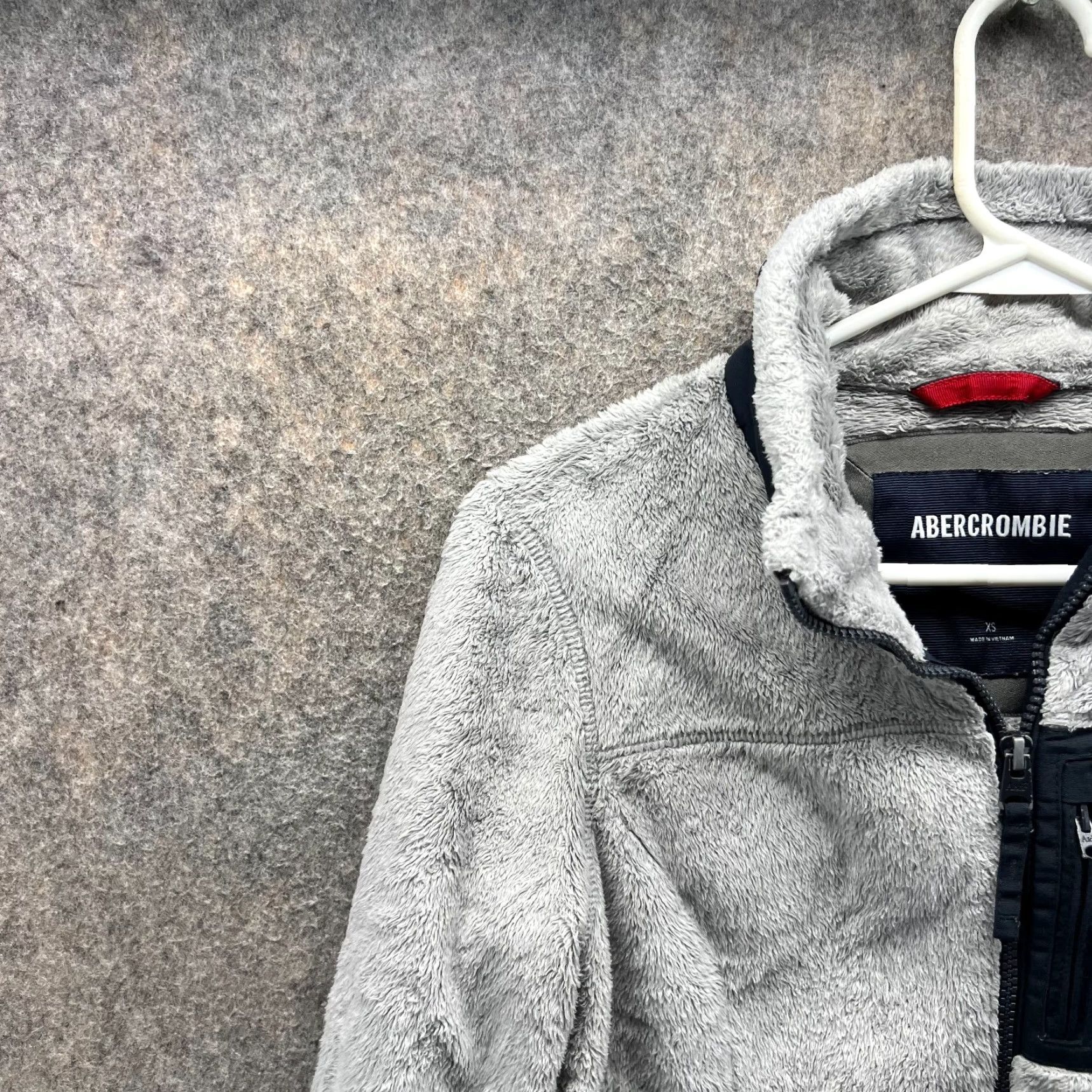 Abercrombie & Fitch VINTAGE Abercrombie & Fitch Jacket Womens XS Gray Full Zip Fleece Plush Sherpa Cozy Jacket Womens XS Gray Full Zip Fleece Plush Sherpa Cozy Size XS / US 0-2 / IT 36-38 - 3 Thumbnail