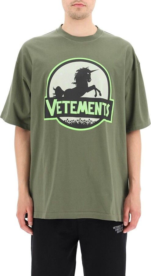 Vetements o1y0924 T-Shirt in Military Green Size US S / EU 44-46 / 1 - 2 Thumbnail
