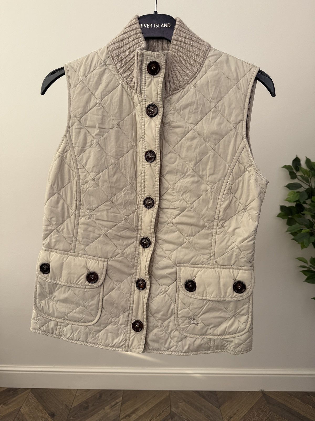 Burberry Burberry London Quilted Vest Nova Check Lined Women’s Size L / US 10 / IT 46 - 2 Thumbnail