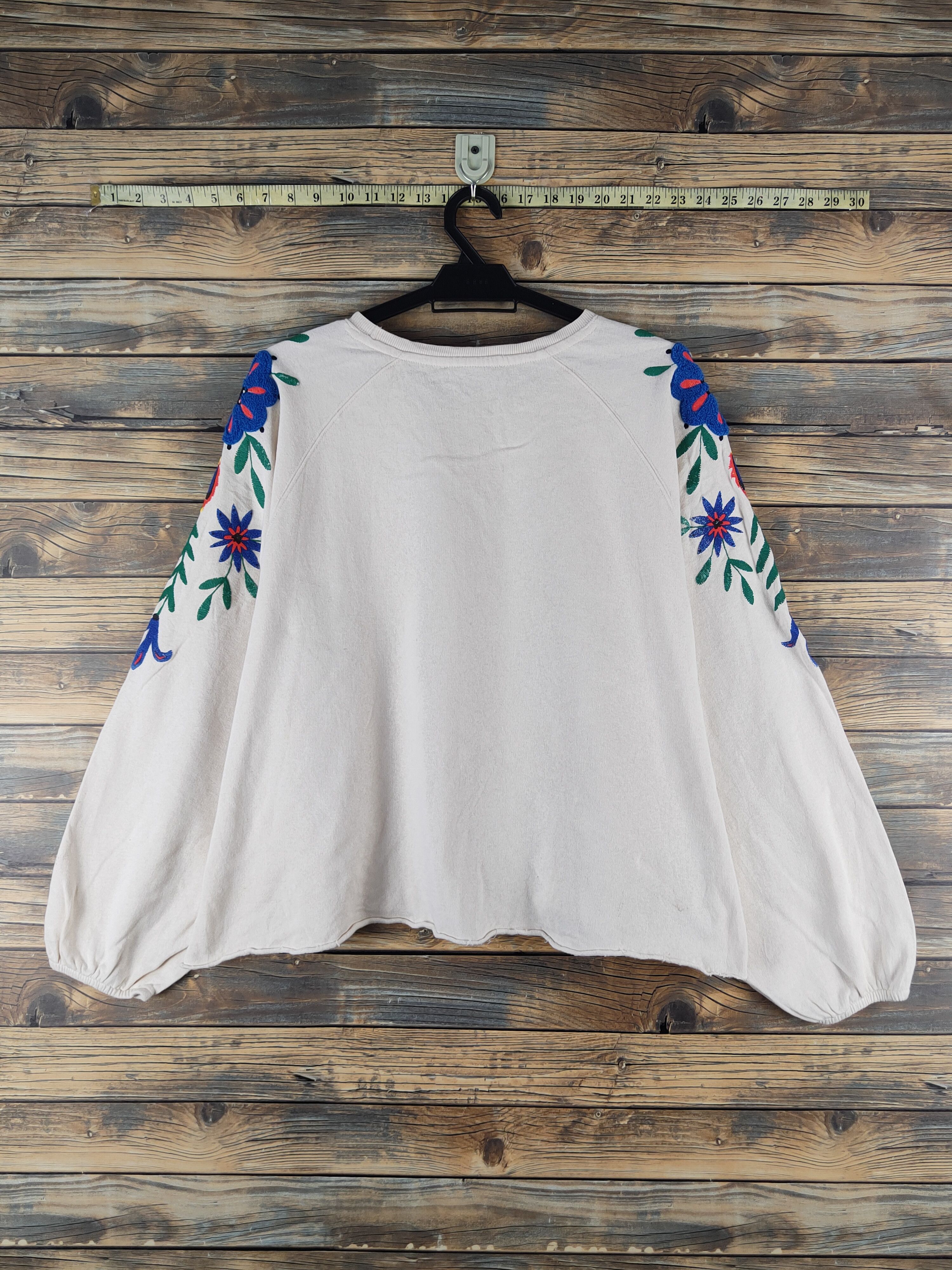 Japanese Brand × Vintage DL Japan embroidery flower Ivory Sweatshirts #2478 Size XL / US 12-14 / IT 48-50 - 9 Thumbnail