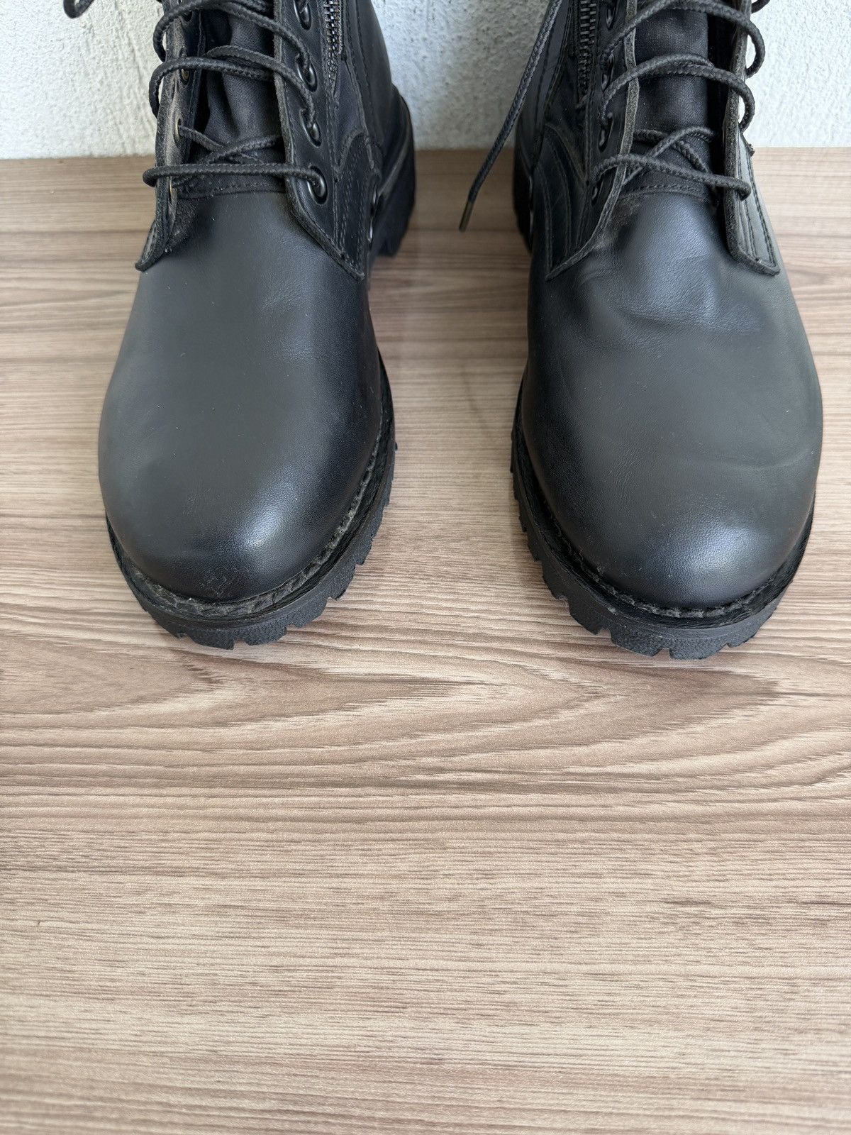 Visvim Aw 11 7 holes ‘73 folk boots Size US 10 / EU 43 - 7 Thumbnail