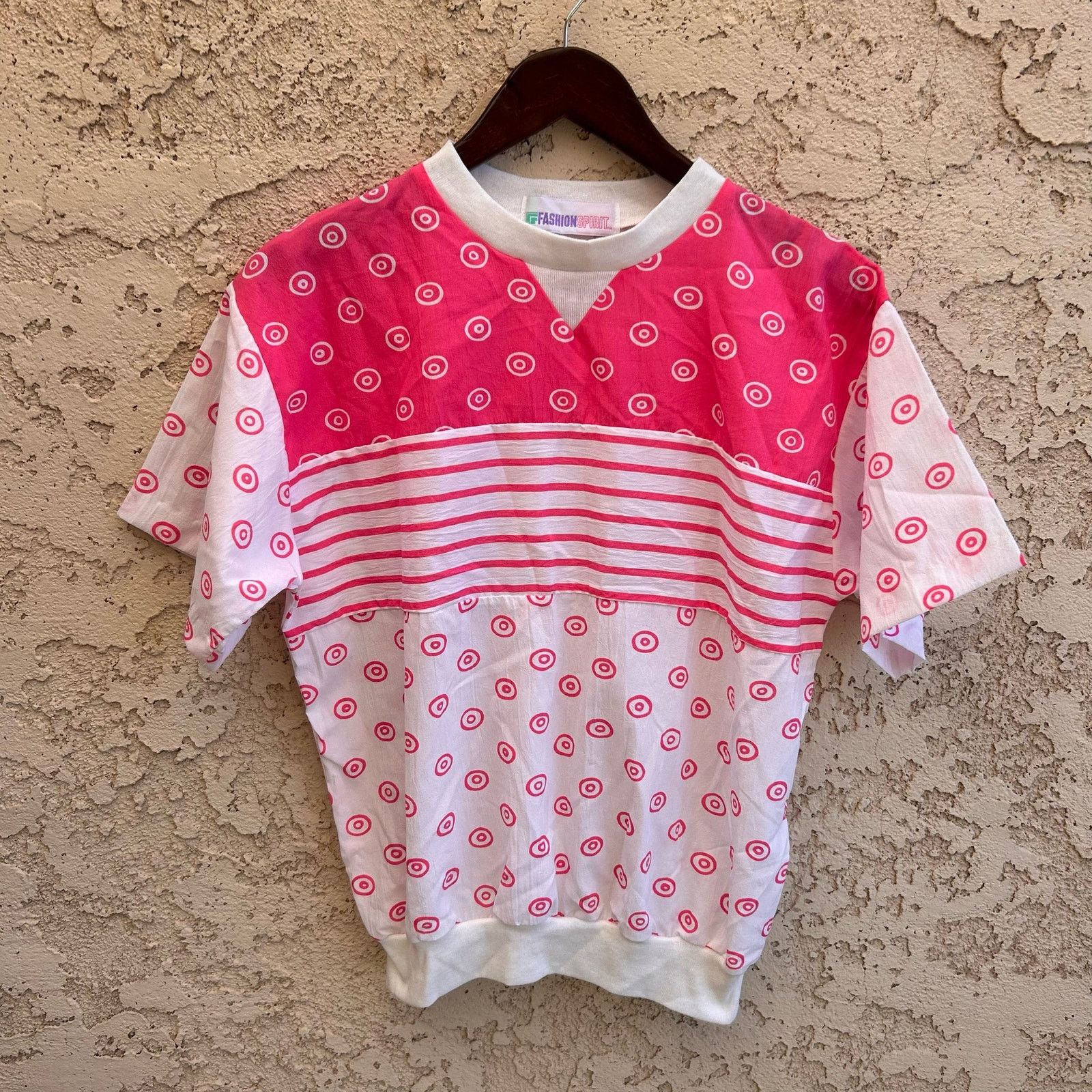 Vintage Vintage 80s Neon Pink Windbreaker Top Size Small Size S / US 4 / IT 40 - 1 Thumbnail