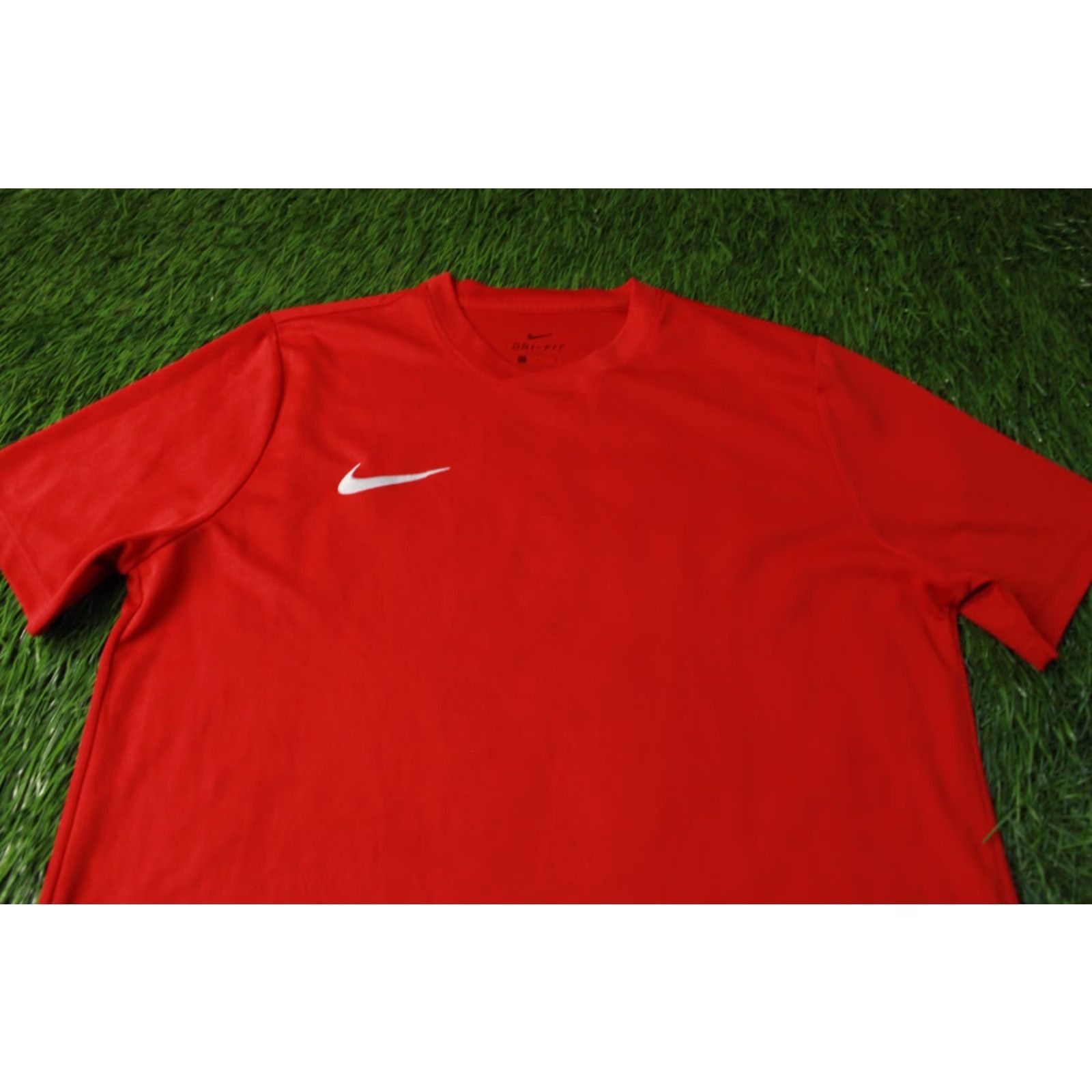 Nike Nike Dri-Fit Park Original 2019 Men Football Soccer Training Shirt Jersey L Red Park Nike Shirt Mens L Red 2019 Football Shirt Size US L / EU 52-54 / 3 - 2 Thumbnail