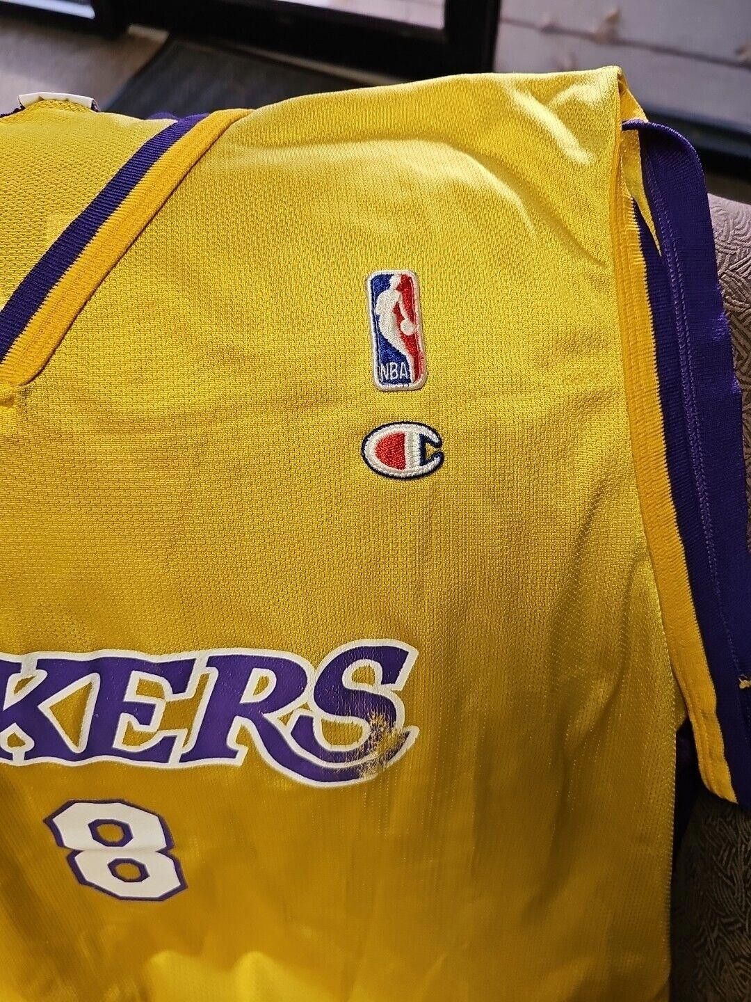 Champion Vintage NBA Kobe Bryant Champion Lakers Jersey Size XXL #8 Size ONE SIZE - 4 Thumbnail