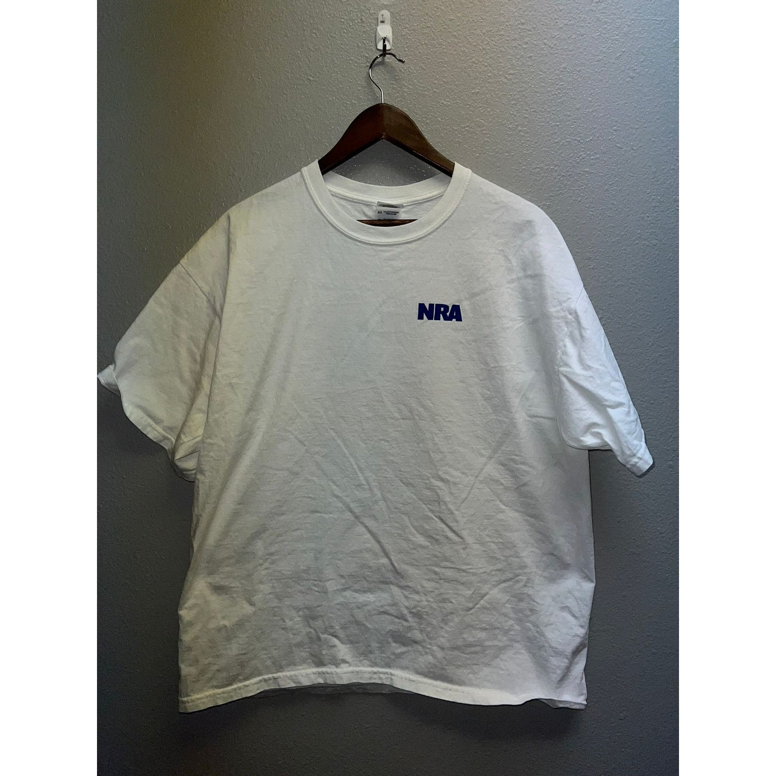 Gildan Vintage NRA Shirt Bitter Gun Owner & I Vote America Tee XL Size US XL / EU 56 / 4 - 2 Thumbnail