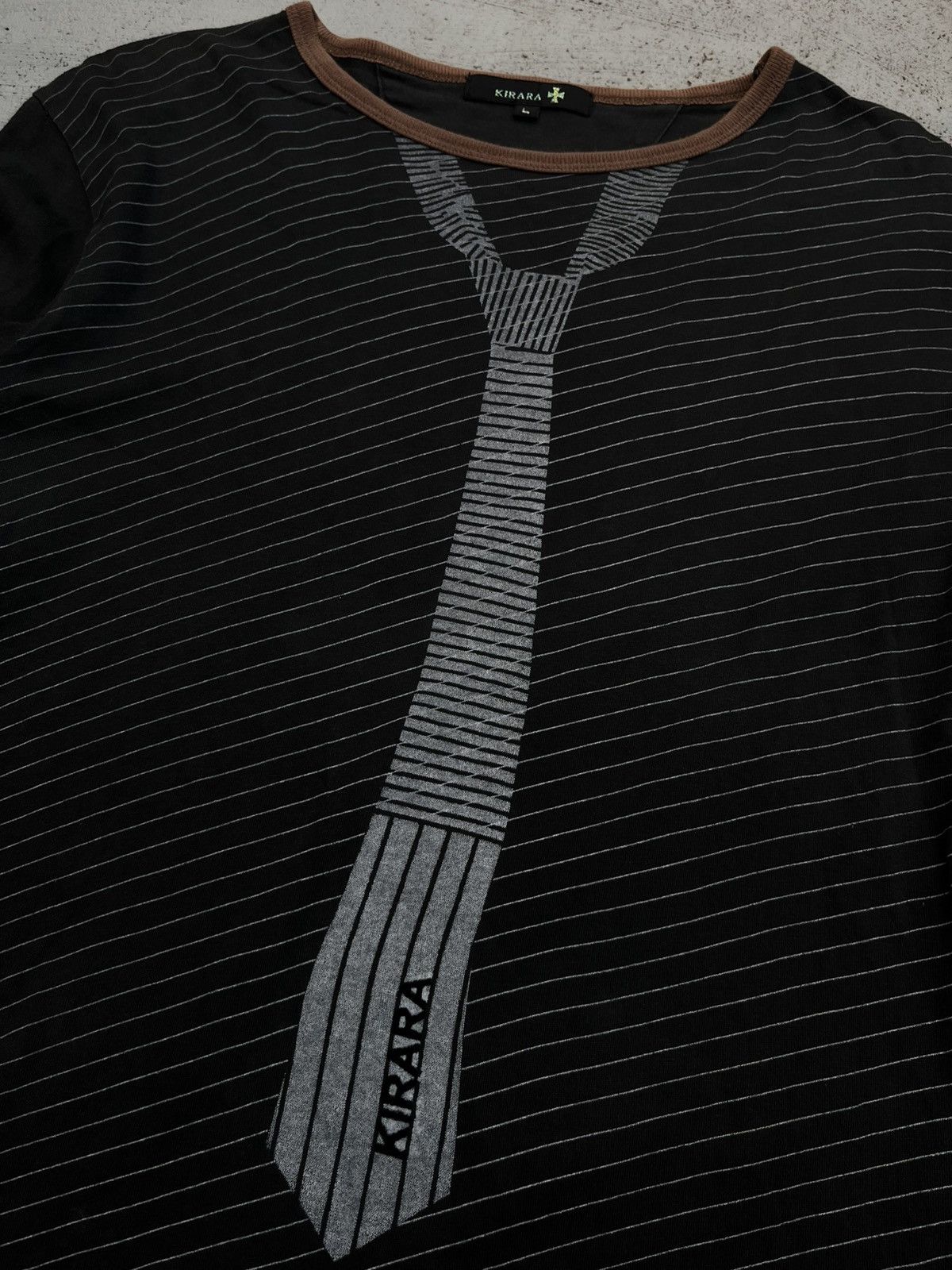 Japanese Brand JAPANESE KIRARA STRIPE TIE ART LONGSLEVEE Y2K PUNK VKEI Size US S / EU 44-46 / 1 - 3 Thumbnail