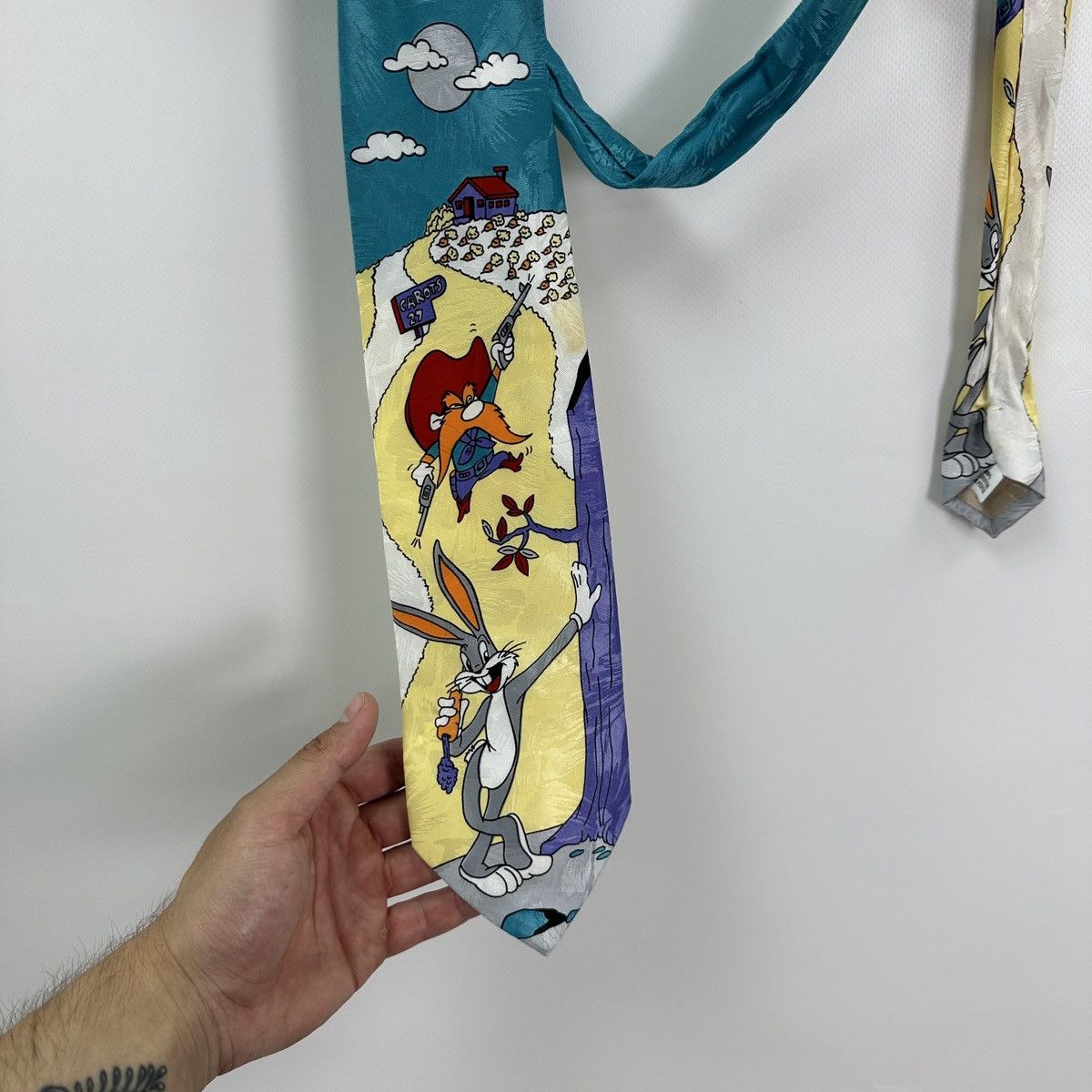 Vintage Vintage 90s Looney Tunes Warner Bros Bugs Bunny tie y2k Size ONE SIZE - 1 Thumbnail