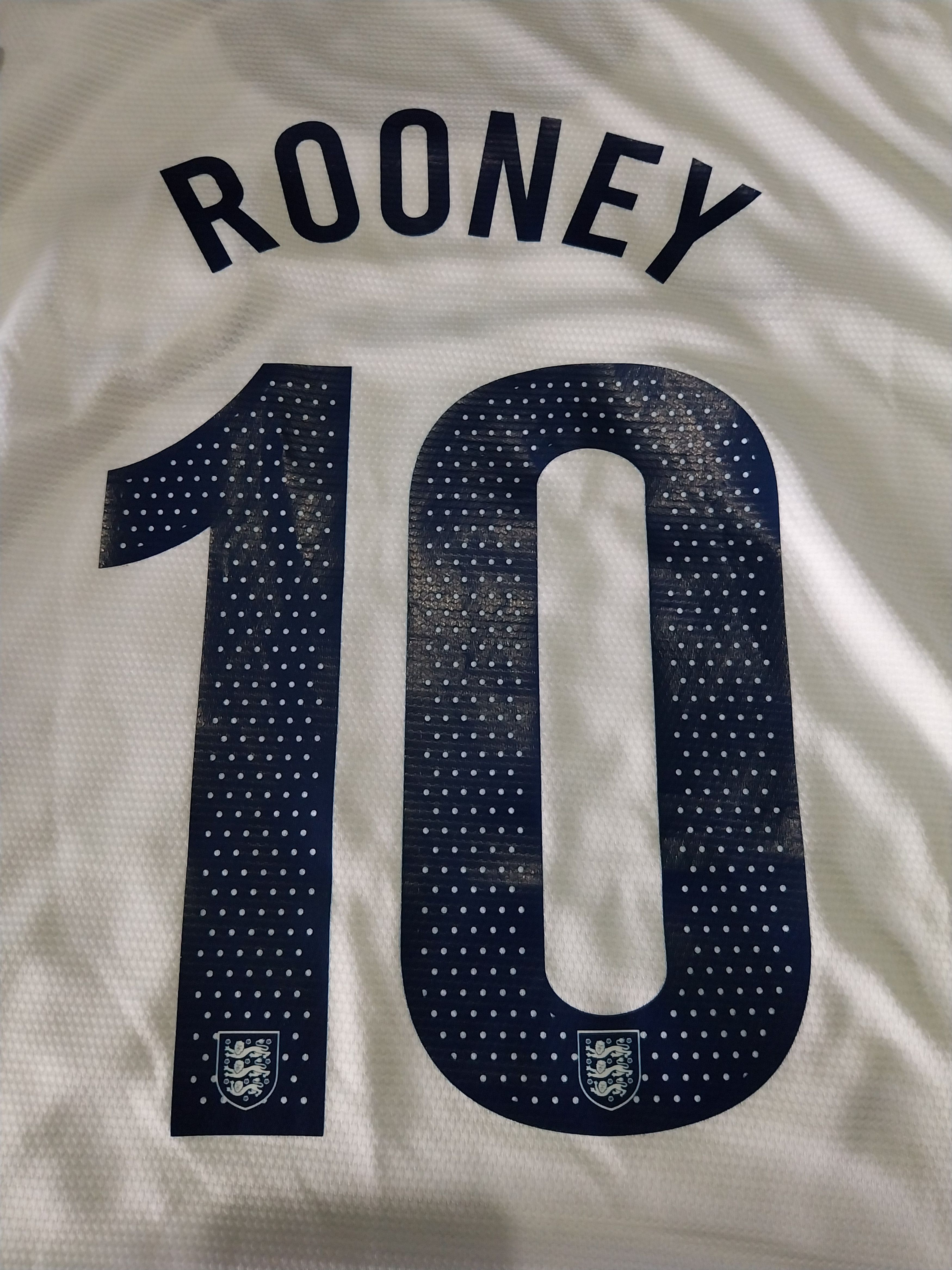 Nike England home 2012/2013 wayne rooney jersey football Size US M / EU 48-50 / 2 - 12 Thumbnail