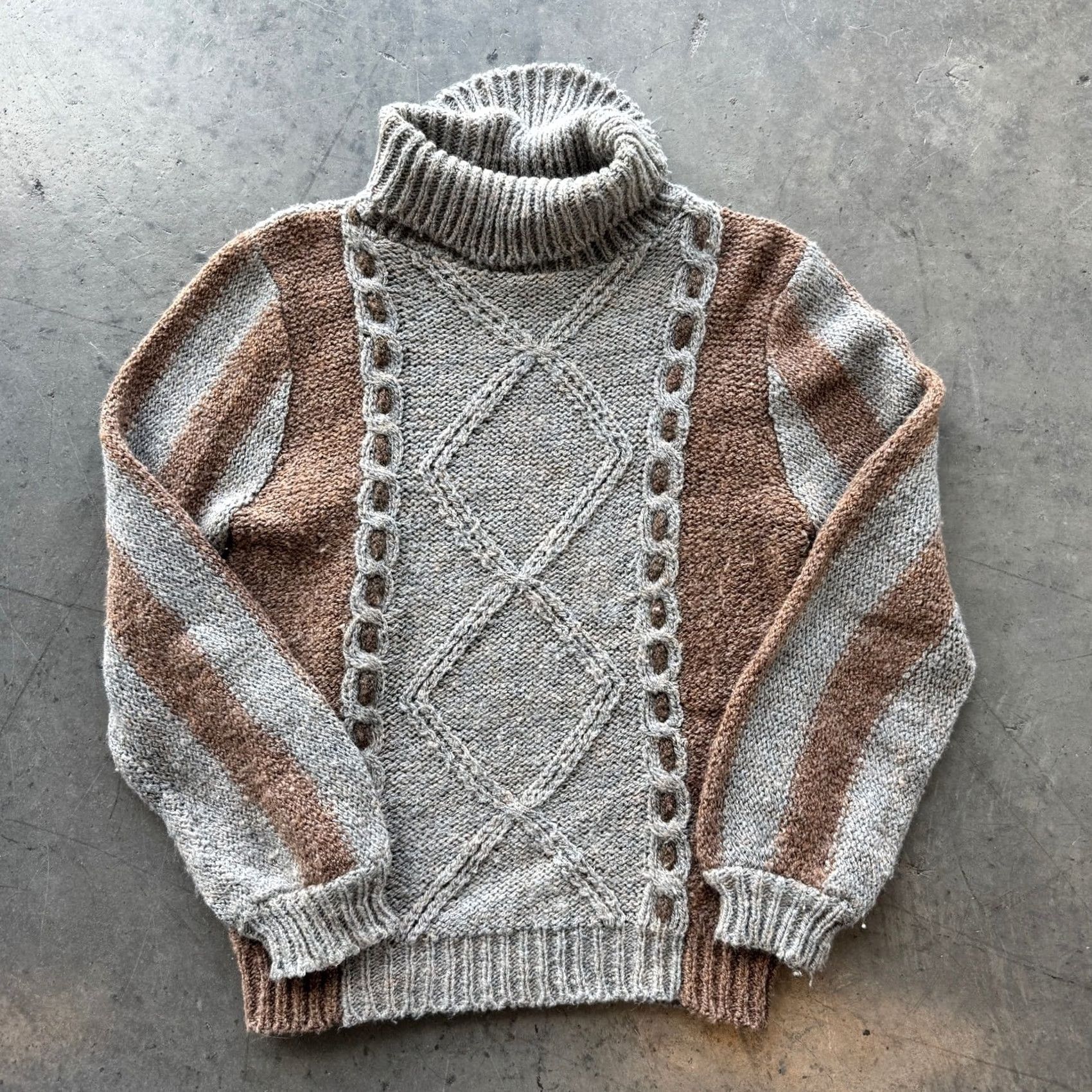 Vintage VINTAGE Y2K Beige Grey Knit Turtleneck Longsleeve Women’s Sweater Medium Size M / US 6-8 / IT 42-44 - 2 Thumbnail