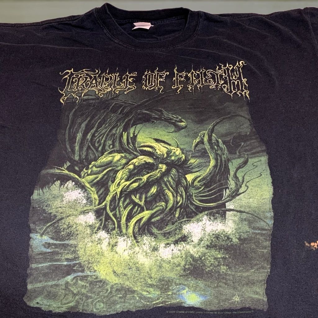 Gildan Cradle of Filth Mother of Abominations T Shirt 2 Sided XXL Distressed Black Short Sleeve Crew Neck Men 2XL Graphic Tee Music Vintage 2000s Size US XXL / EU 58 / 5 - 1 Thumbnail