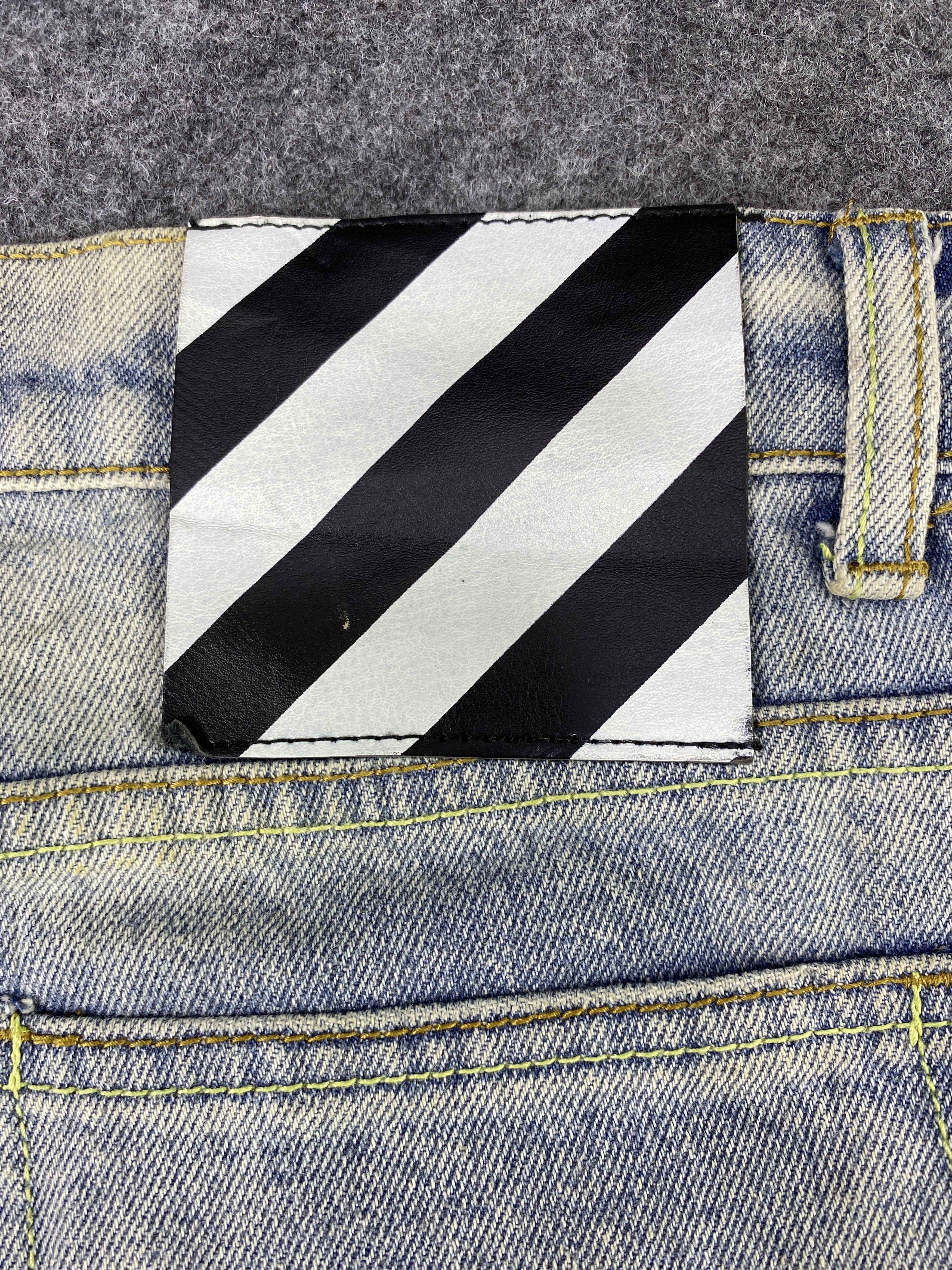 Japanese Brand Japanese Brand Distressed Faded Blue Jeans - J1075 Size US 33 - 14 Thumbnail